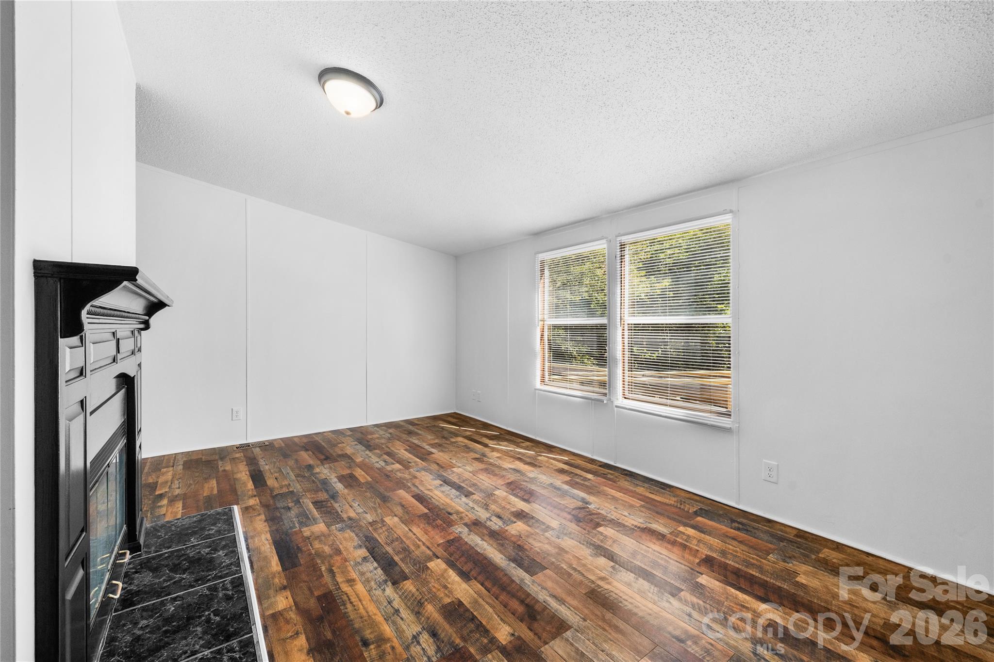 Single Family Residence at 3285 Falcon Ridge Road, Maiden, photo 6 of 32