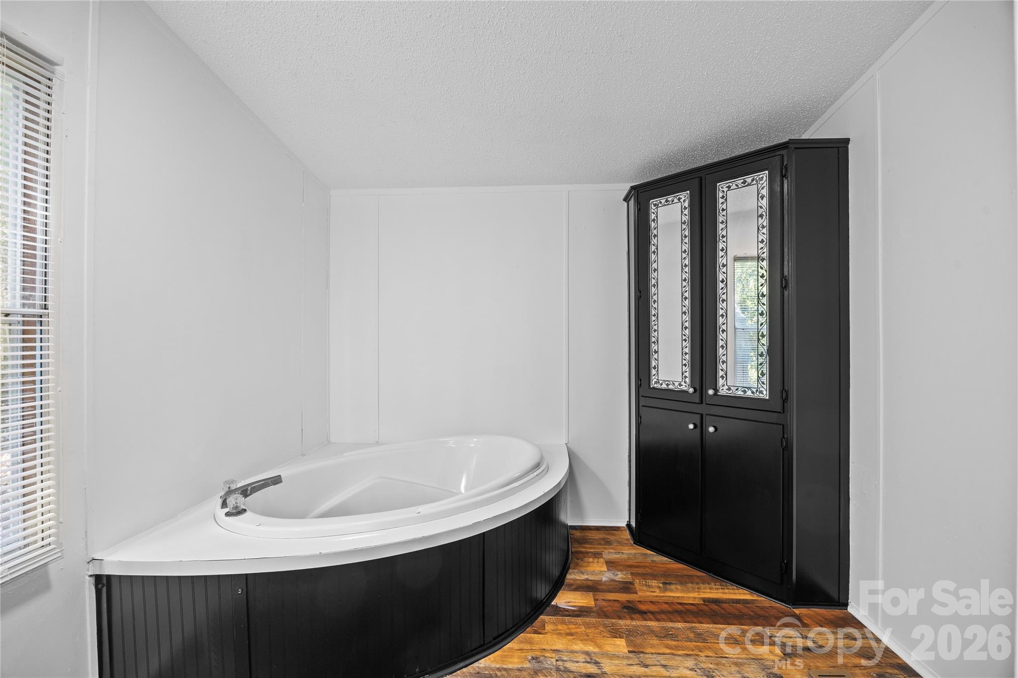 Single Family Residence at 3285 Falcon Ridge Road, Maiden, photo 21 of 32