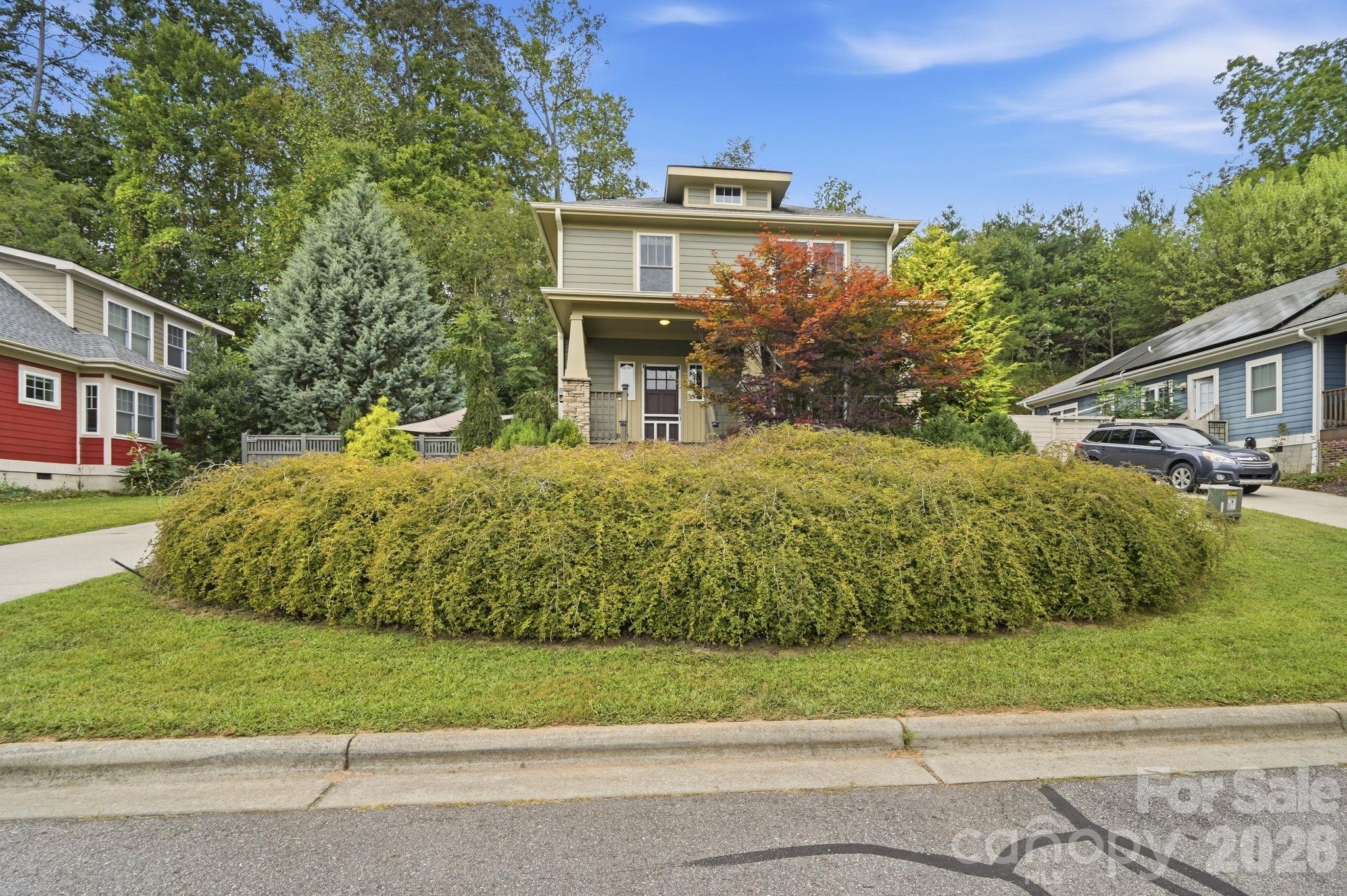 Single Family Residence at 128 Estelle Park Drive, Asheville, photo 2 of 42
