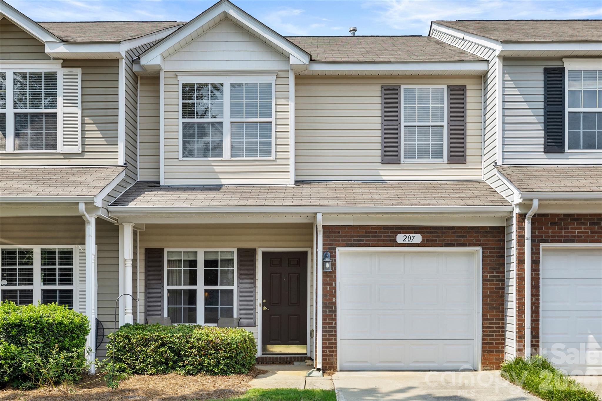 Townhouse at 207 Tail Race Lane, Fort Mill, photo 2 of 26
