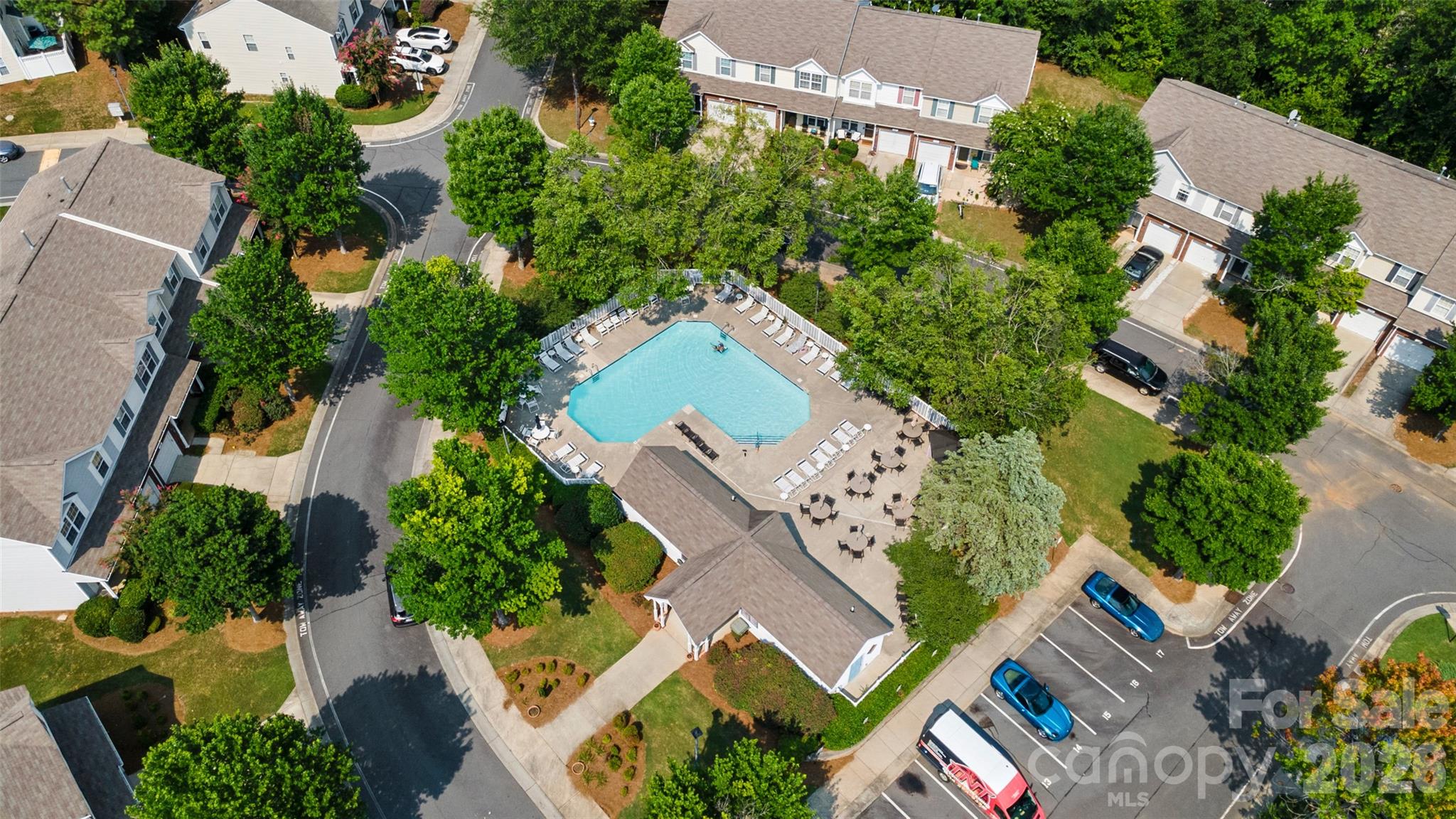 Communitry Pool! - 207 Tail Race Lane, Fort Mill