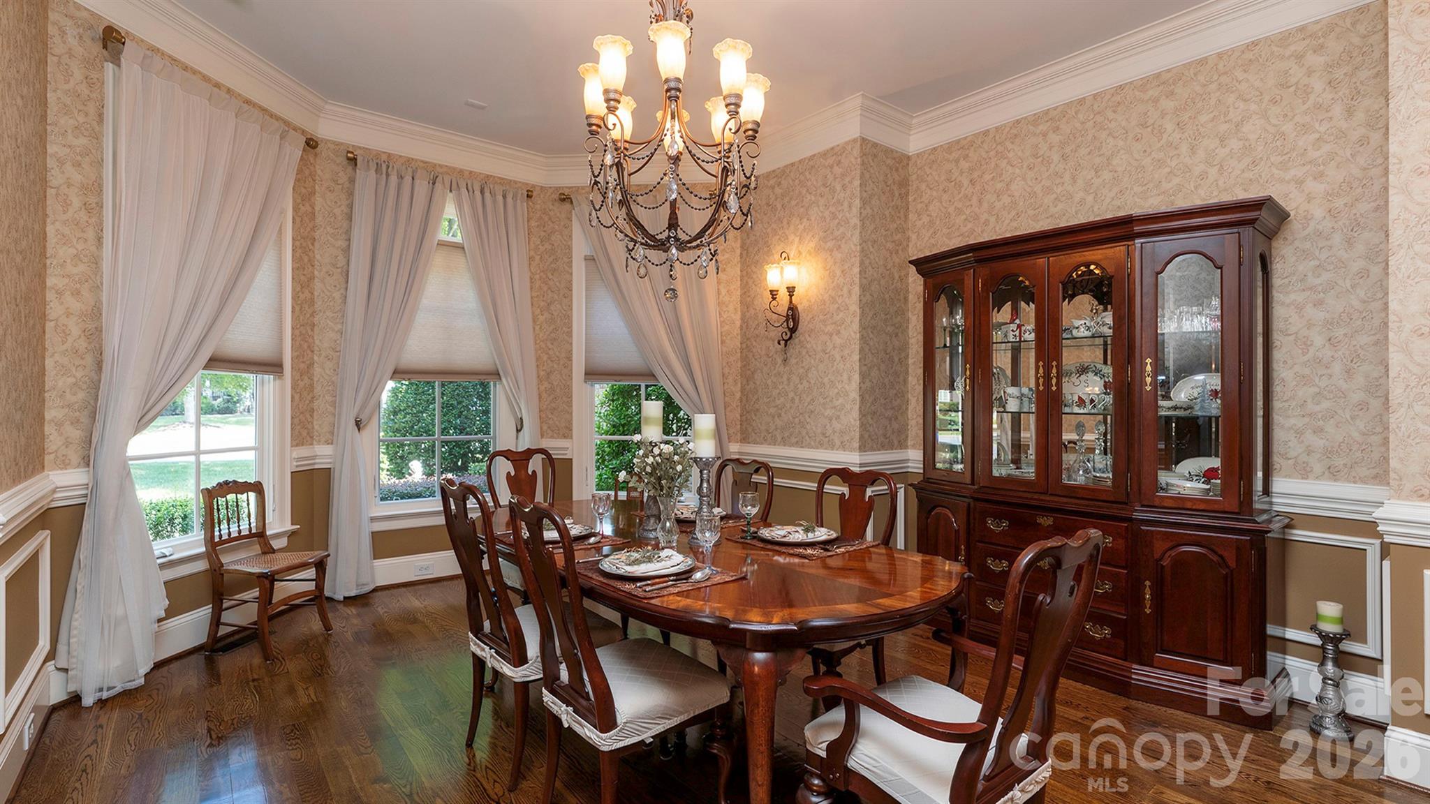 Formal dining room... - 7786 Chapel Creek Drive, Denver
