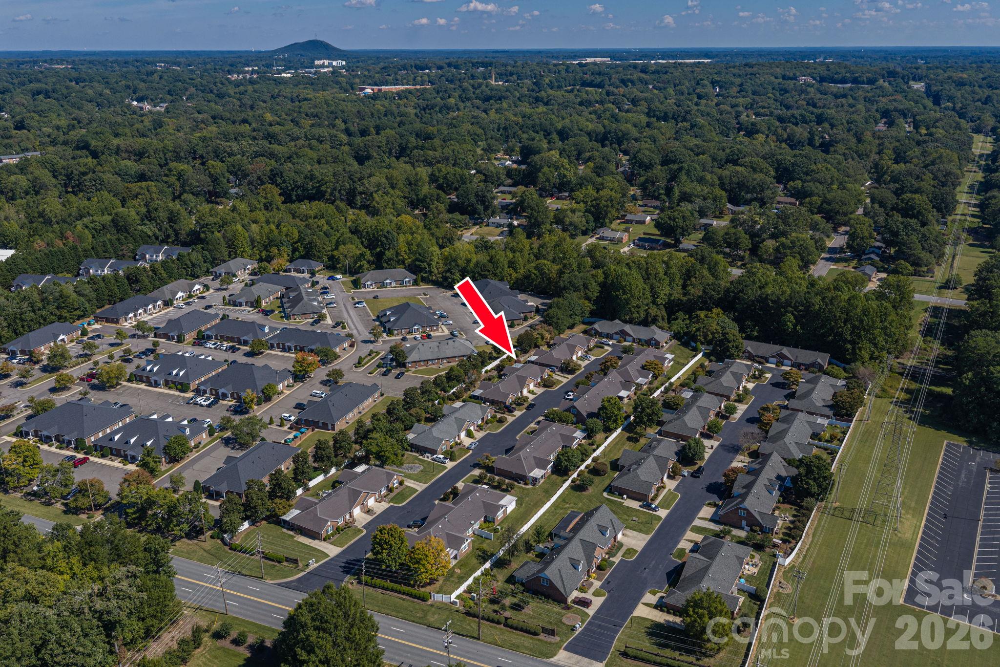 Condominium at 1618-B Union Road, Gastonia, photo 33 of 48