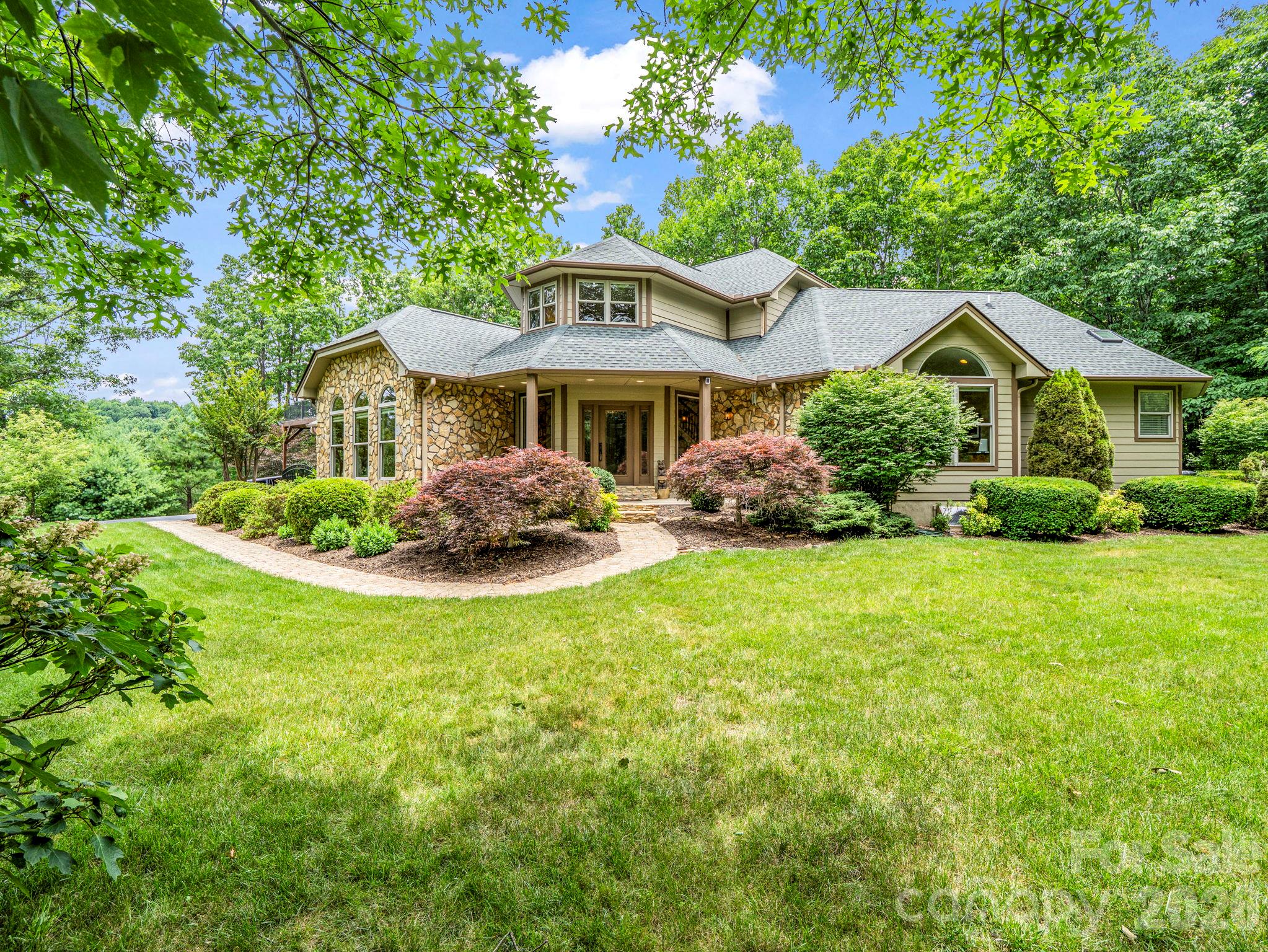 131 Arcadia Falls Way
