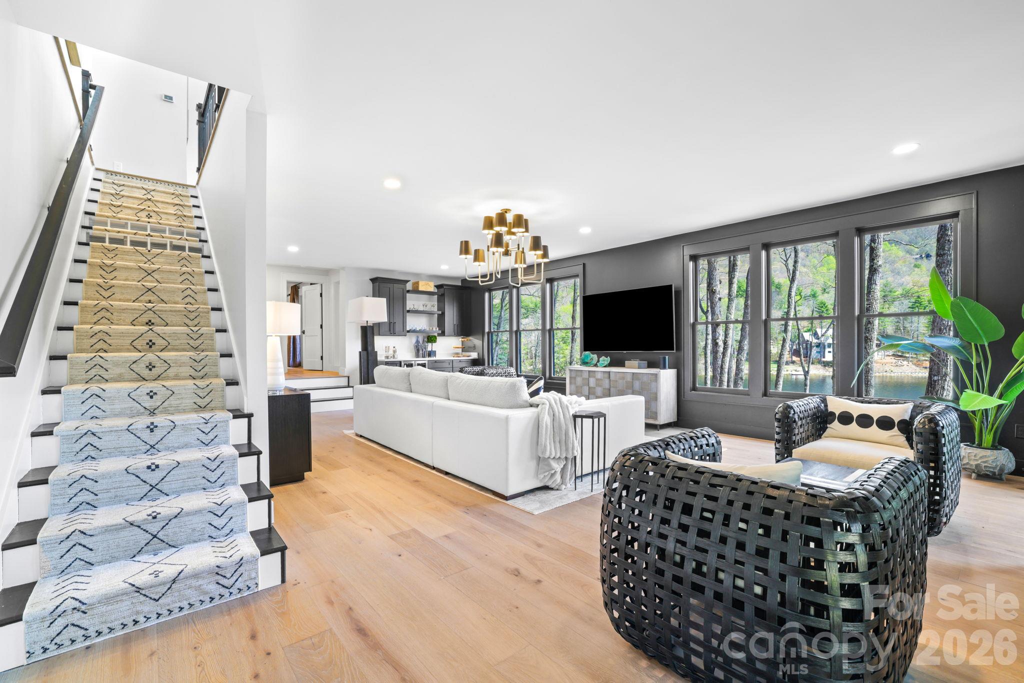 To Lower Level - 95 Cardinal Trace, Lake Toxaway