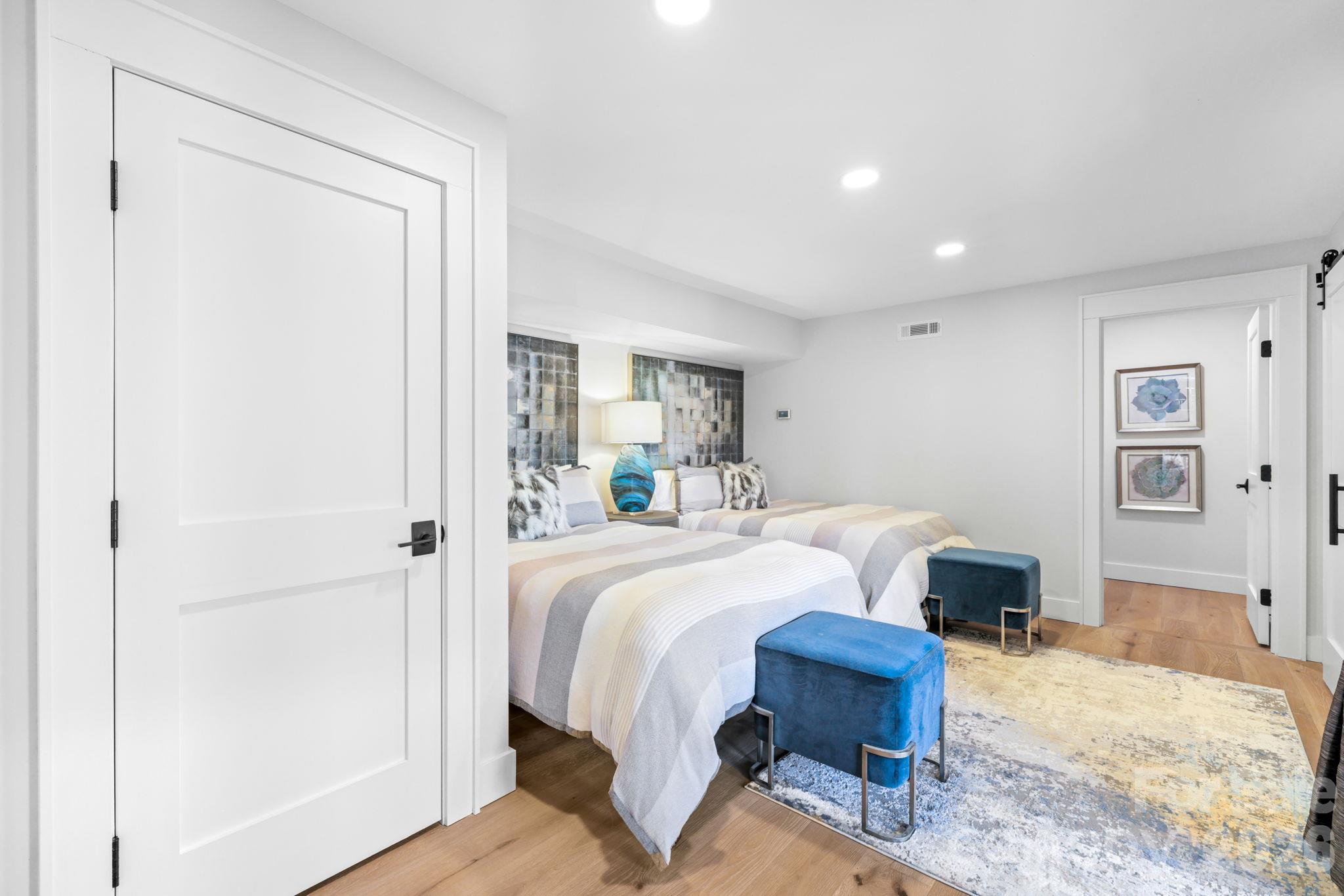 Bed Rm Suite #4 - 95 Cardinal Trace, Lake Toxaway