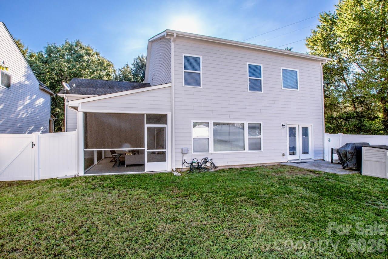 Single Family Residence at 19921 Wooden Tee Drive, Davidson, photo 6 of 42