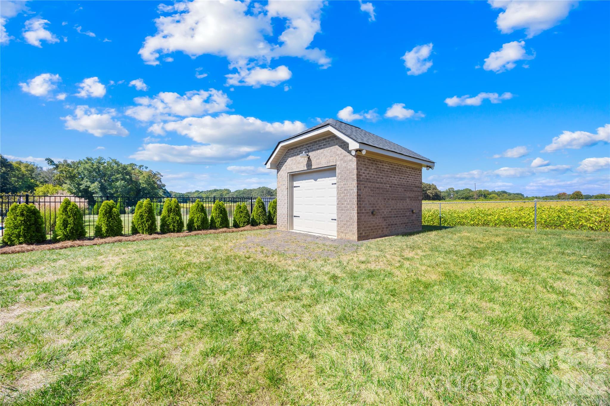 Single Family Residence at 2107 Parrothead Drive, Monroe, photo 33 of 44