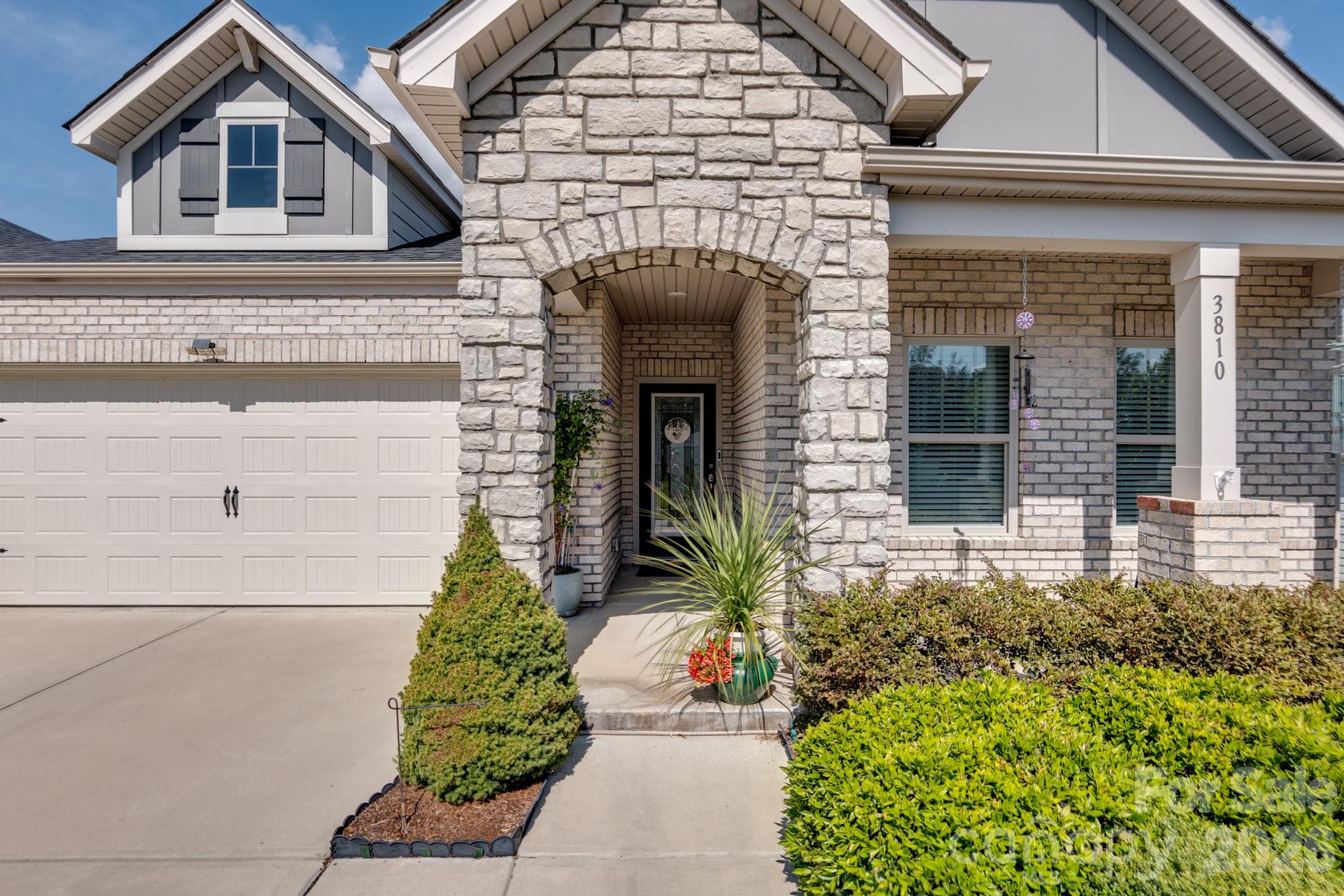 Single Family Residence at 3810 Isenhour Road, Kannapolis, photo 2 of 27