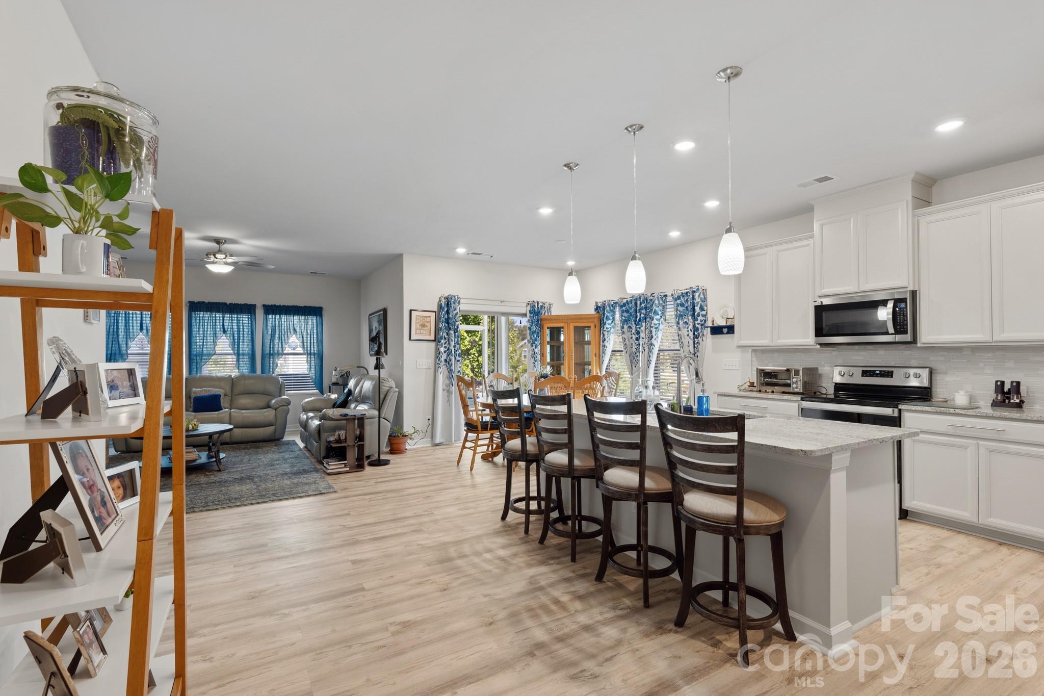 Single Family Residence at 3810 Isenhour Road, Kannapolis, photo 6 of 27