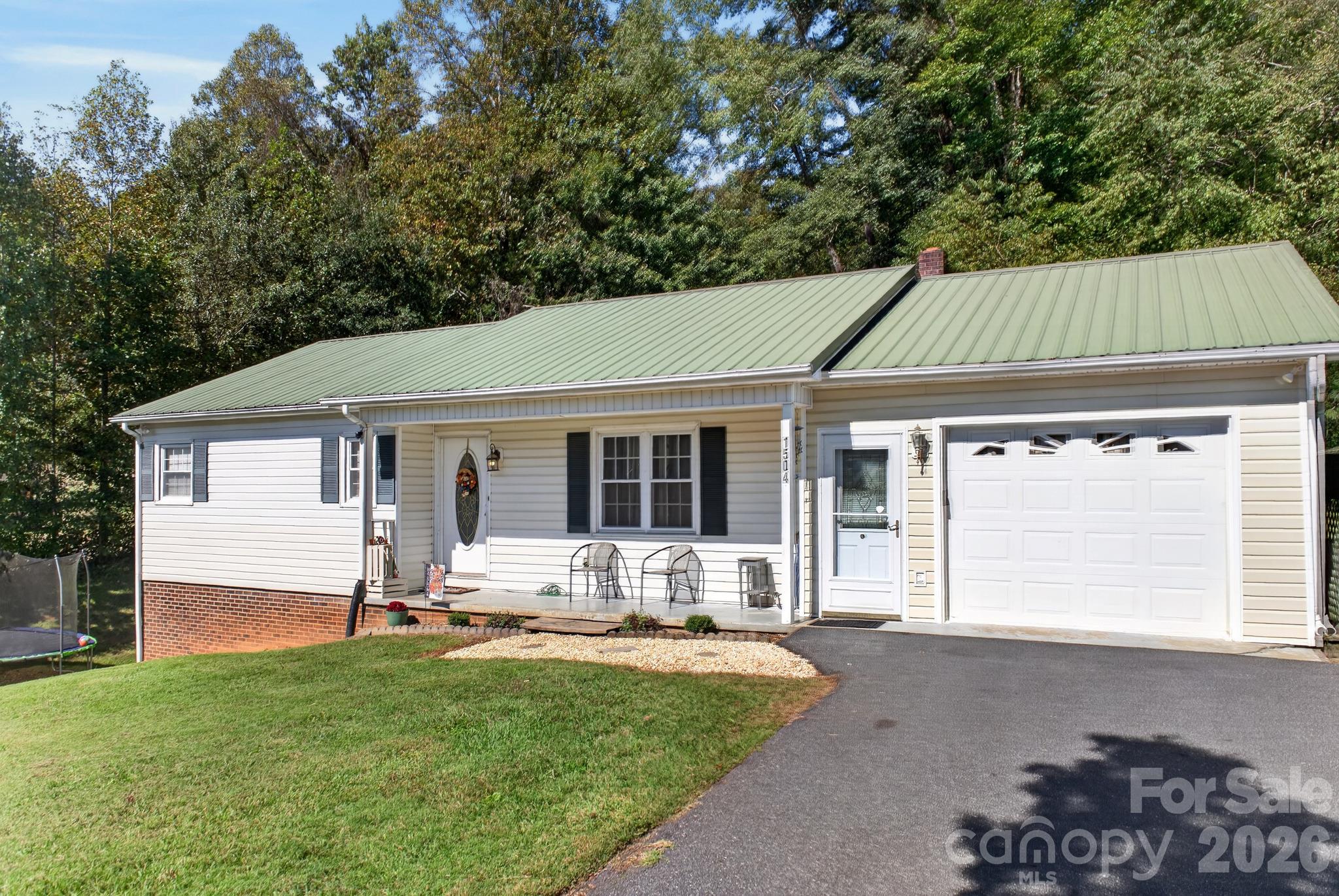 Single Family Residence at 1504 Hwy 268 Highway, Lenoir, photo 2 of 43