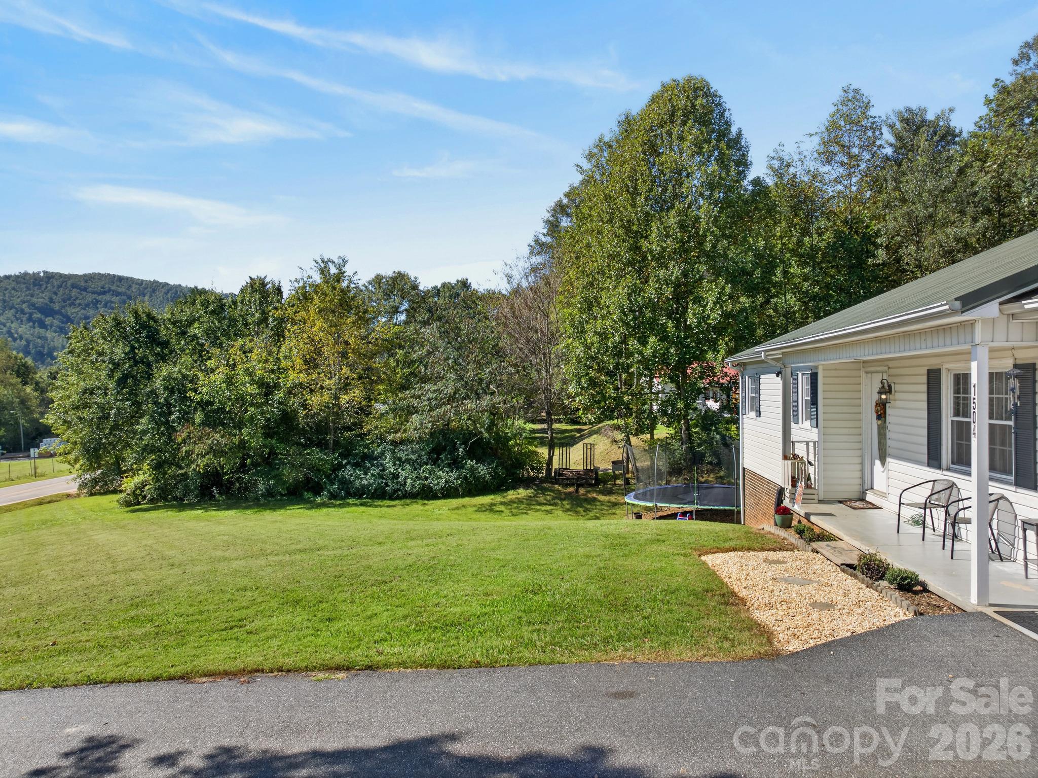 Single Family Residence at 1504 Hwy 268 Highway, Lenoir, photo 14 of 43