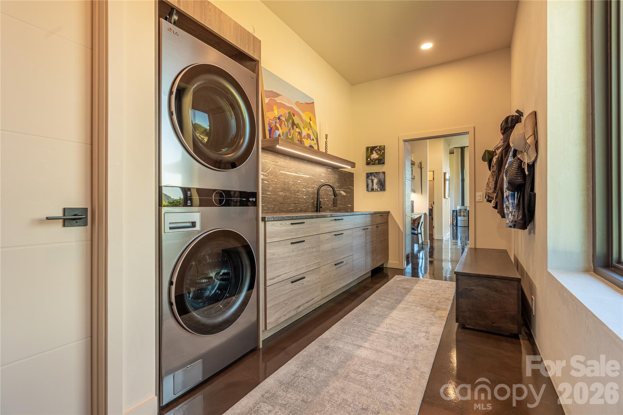 Main House-Laundry/Mud Room - 1045 & 1047 Graham Road, Marshall