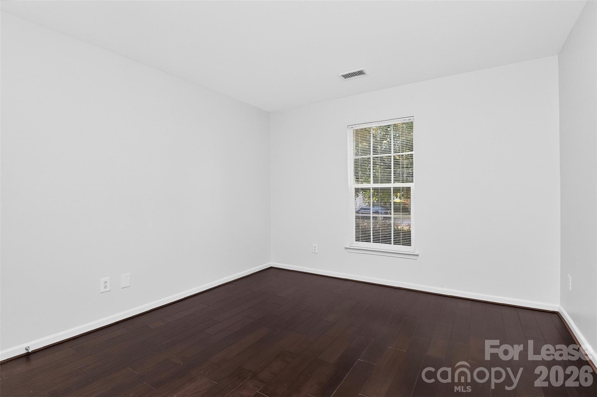 Single Family Residence at 1713 Summit Ridge Lane, Kannapolis, photo 4 of 30