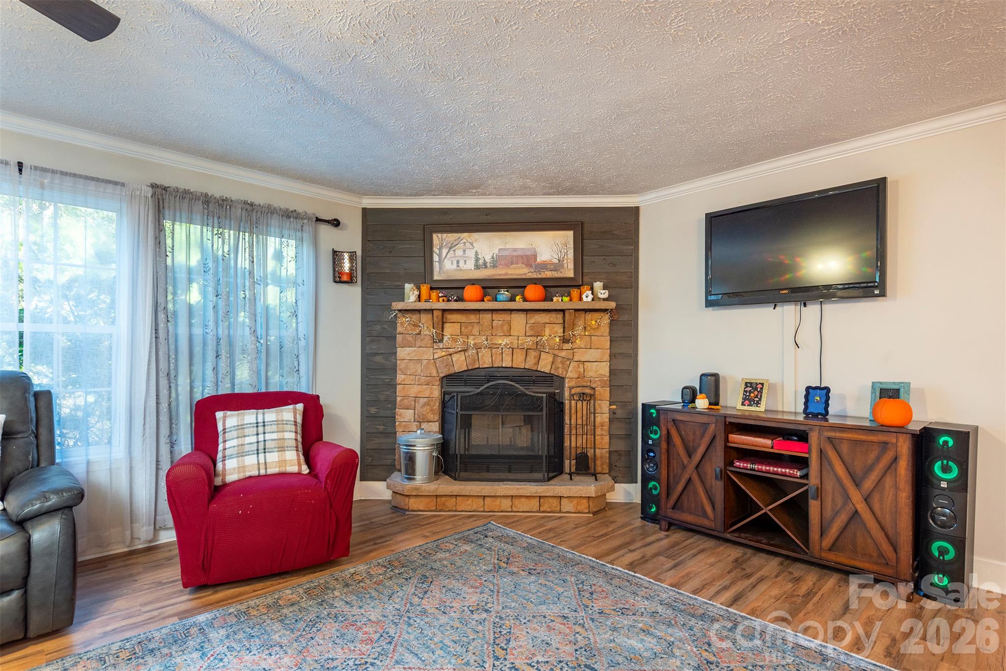Single Family Residence at 12 Stoney Creek Lane, Candler, photo 6 of 38