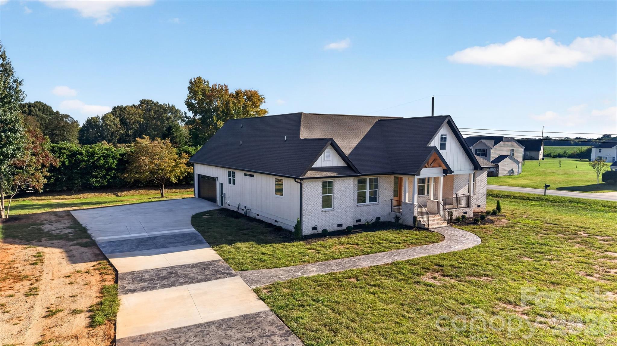 Single Family Residence at 122 Manteo Road, Lexington, photo 4 of 32