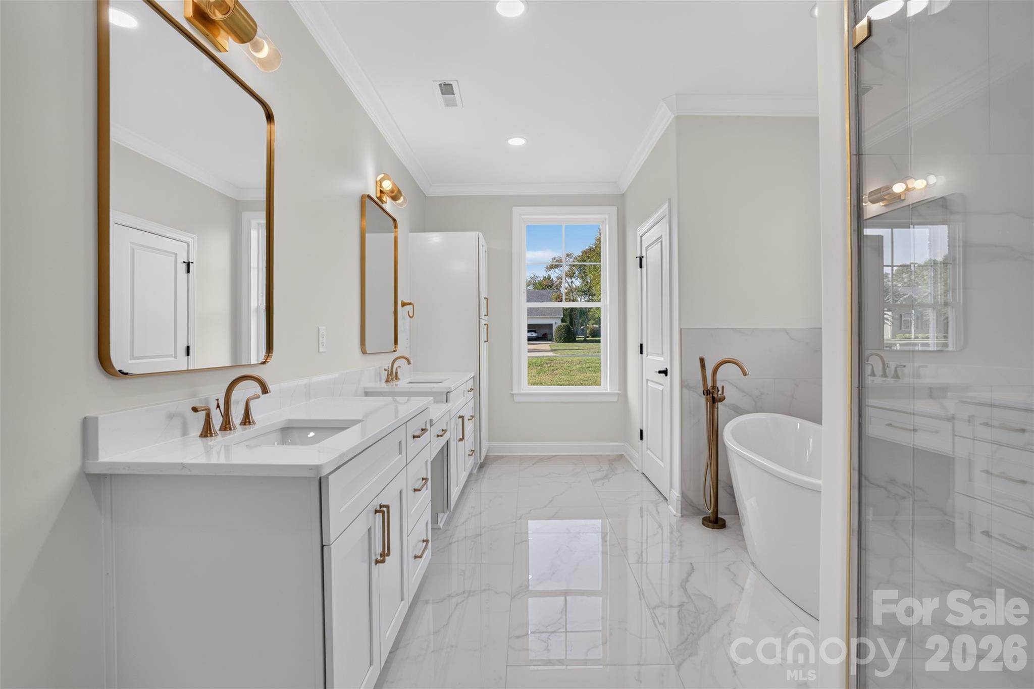 Single Family Residence at 122 Manteo Road, Lexington, photo 19 of 32