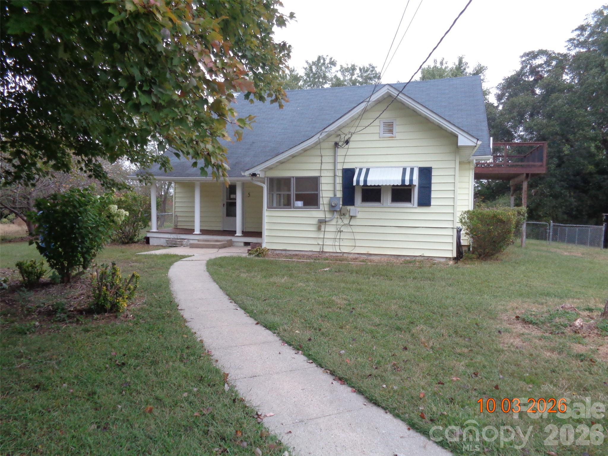 Single Family Residence at 5 Ferguson Street, Granite Falls, photo 2 of 41