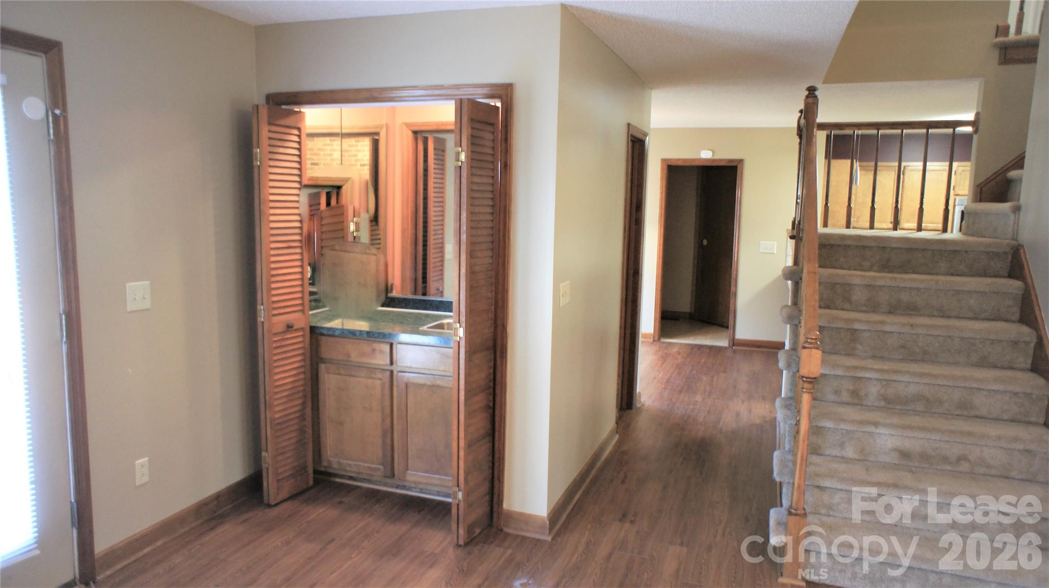 Single Family Residence at 2308 Heathershire Lane, Matthews, photo 9 of 32