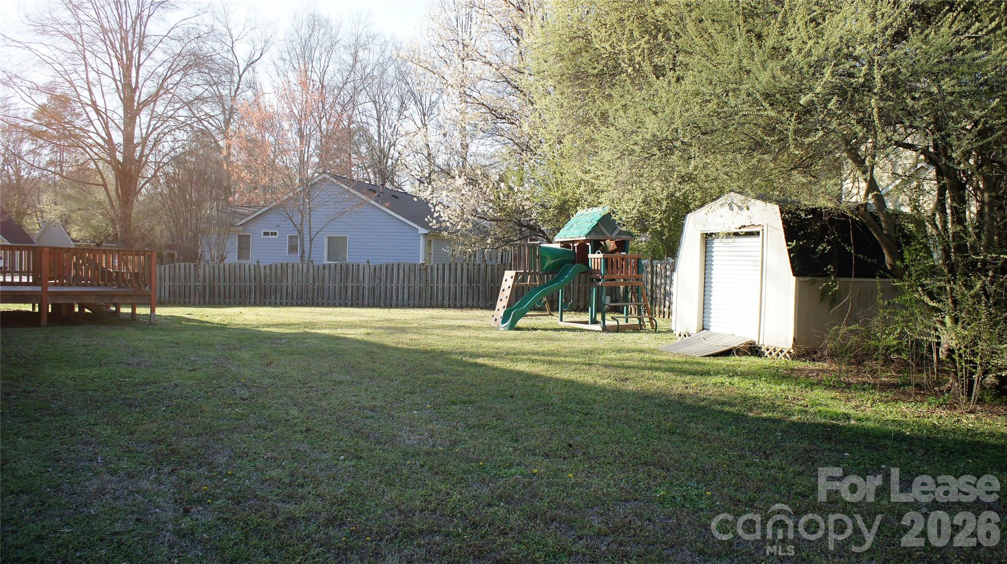Single Family Residence at 2308 Heathershire Lane, Matthews, photo 30 of 32