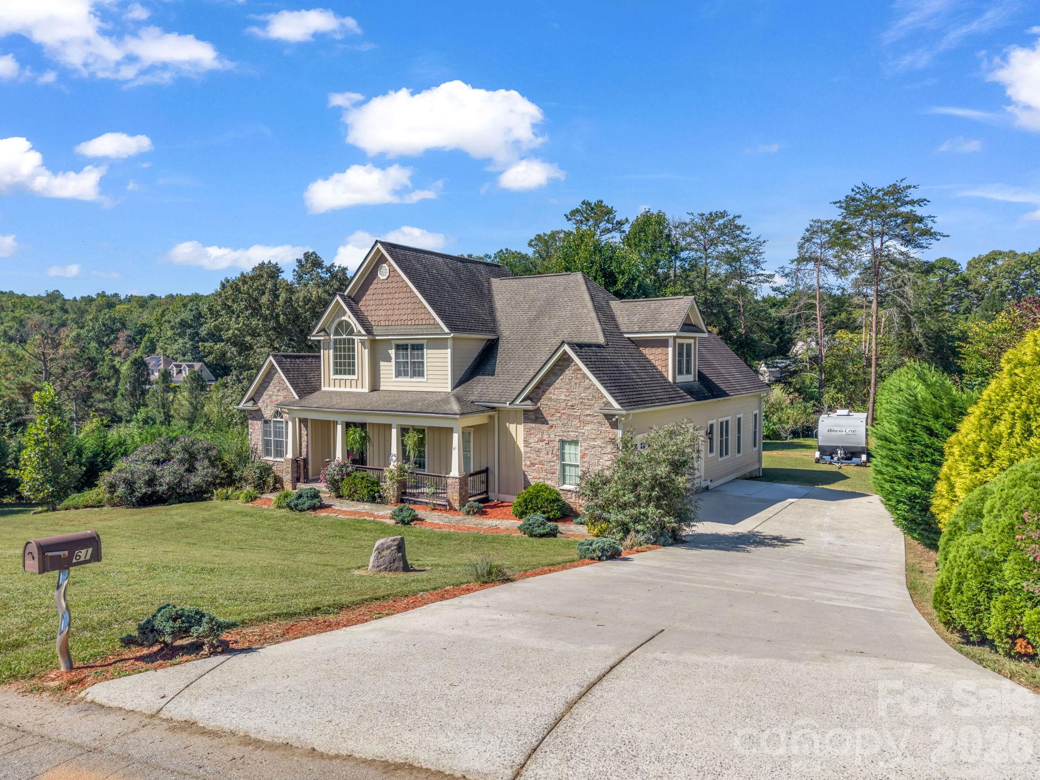 Single Family Residence at 61 Mountain Shadows Drive, Leicester, photo 3 of 48