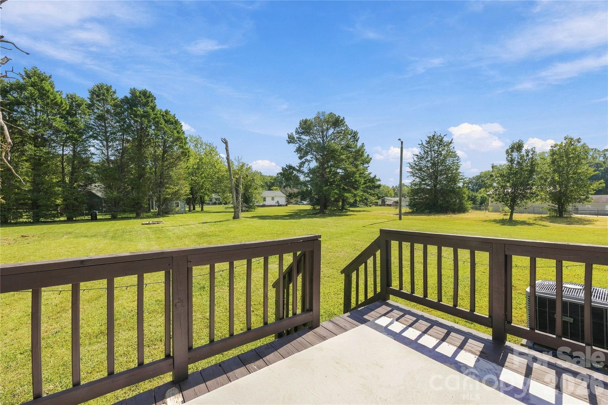 Single Family Residence at 305 W Timberland Drive, Grover, photo 16 of 18