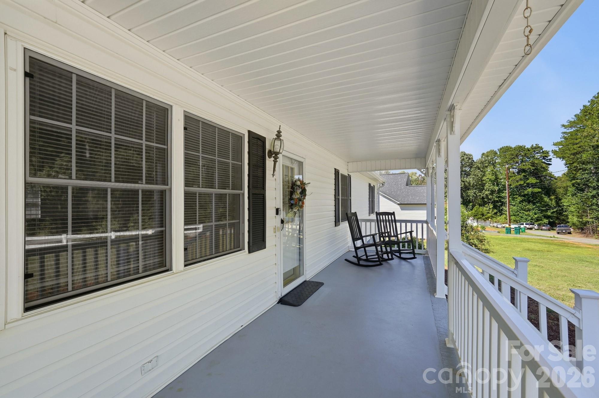 Single Family Residence at 1037 Cross Creek Drive, Oakboro, photo 5 of 37