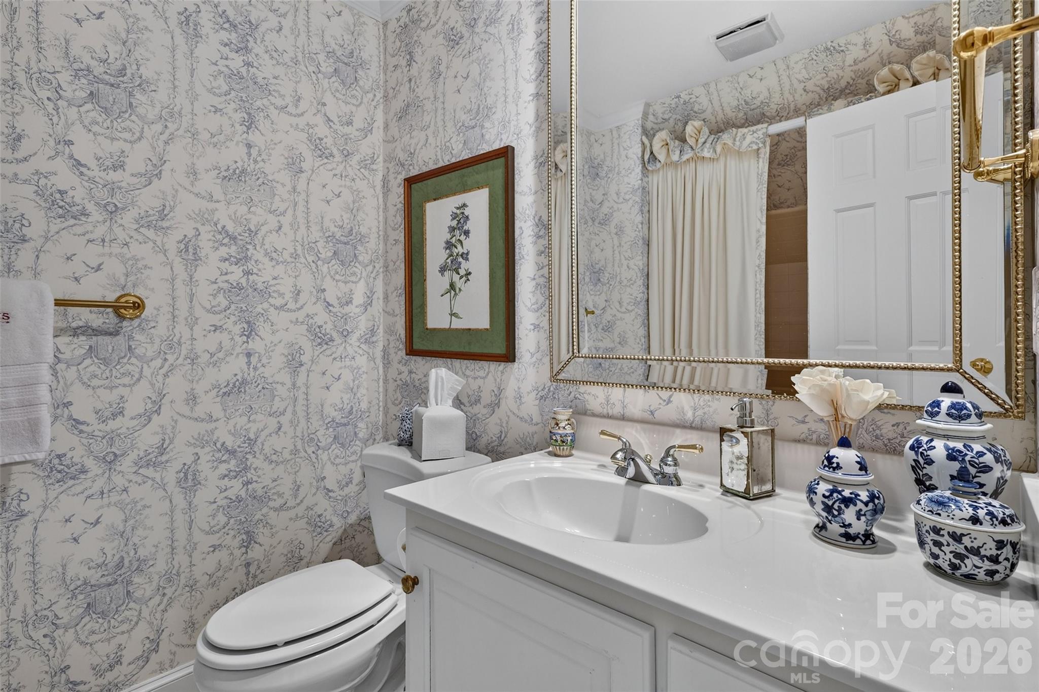 Single Family Residence at 312 Eagles Walk, Gastonia, photo 27 of 46