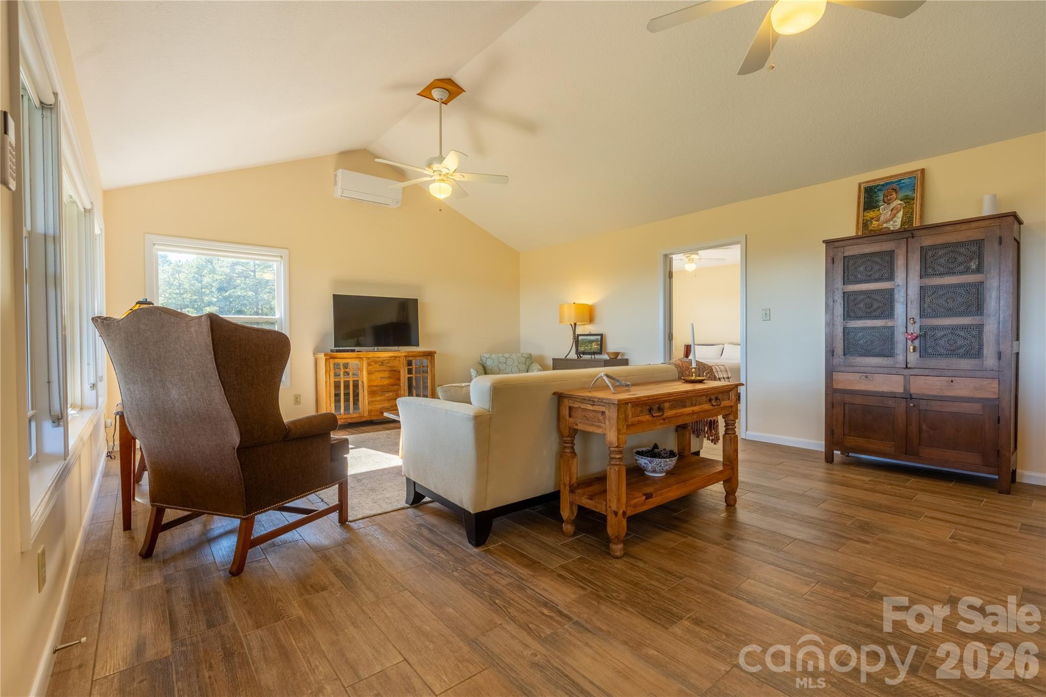 Guest House-Living Room - 1045 & 1047 Graham Road, Marshall