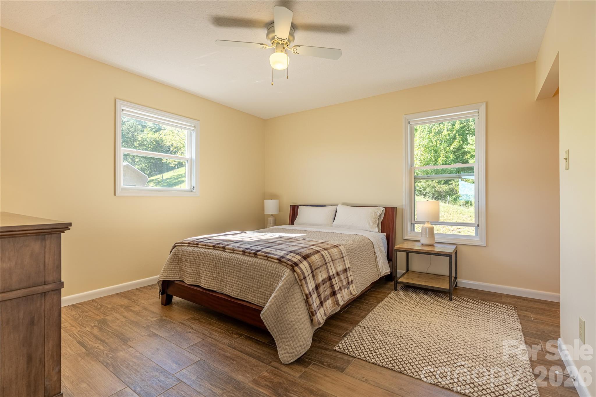 Guest House-Bedroom 1 - 1045 & 1047 Graham Road, Marshall