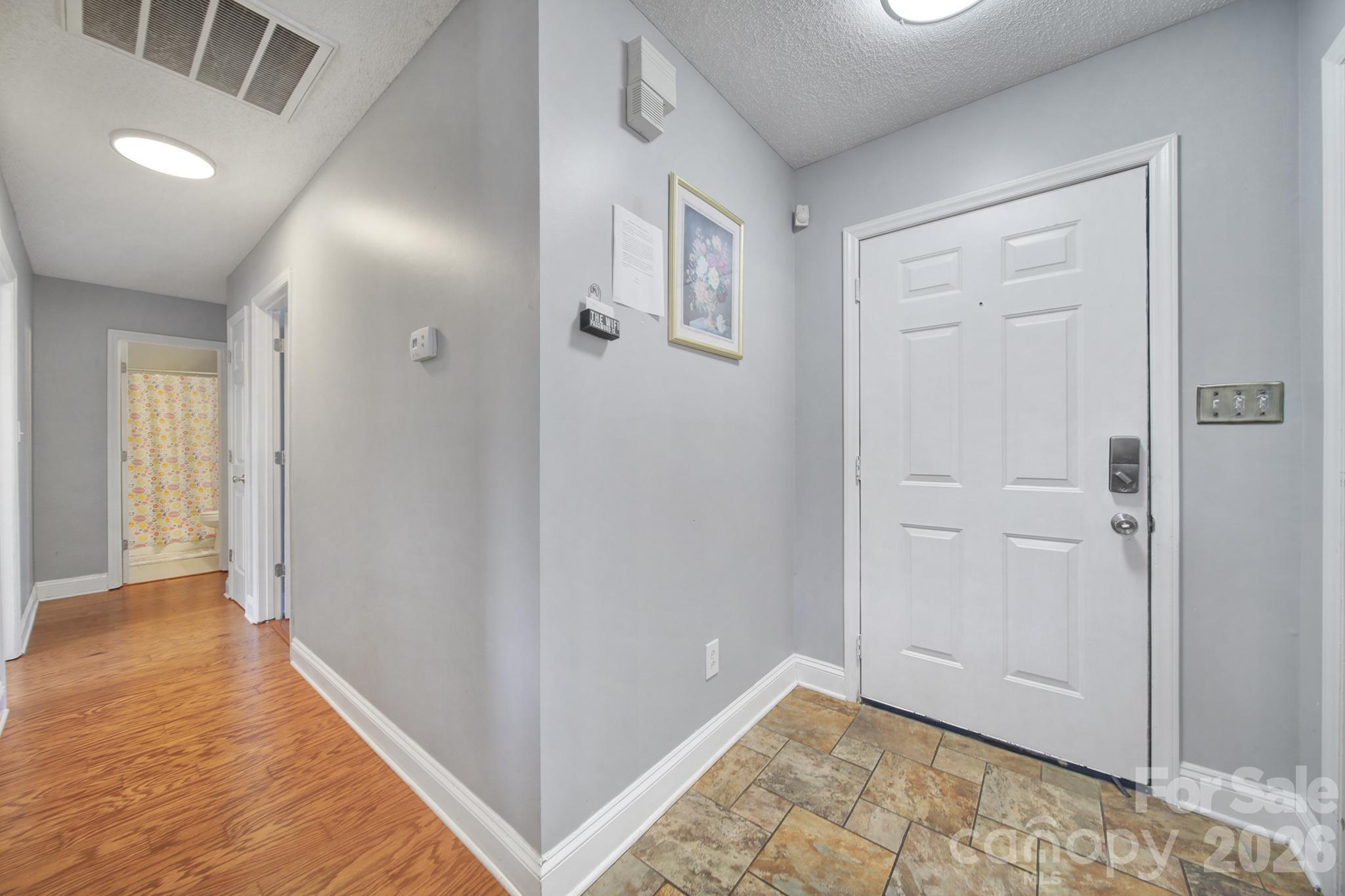 Single Family Residence at 713 Pesca Lane, Matthews, photo 25 of 41