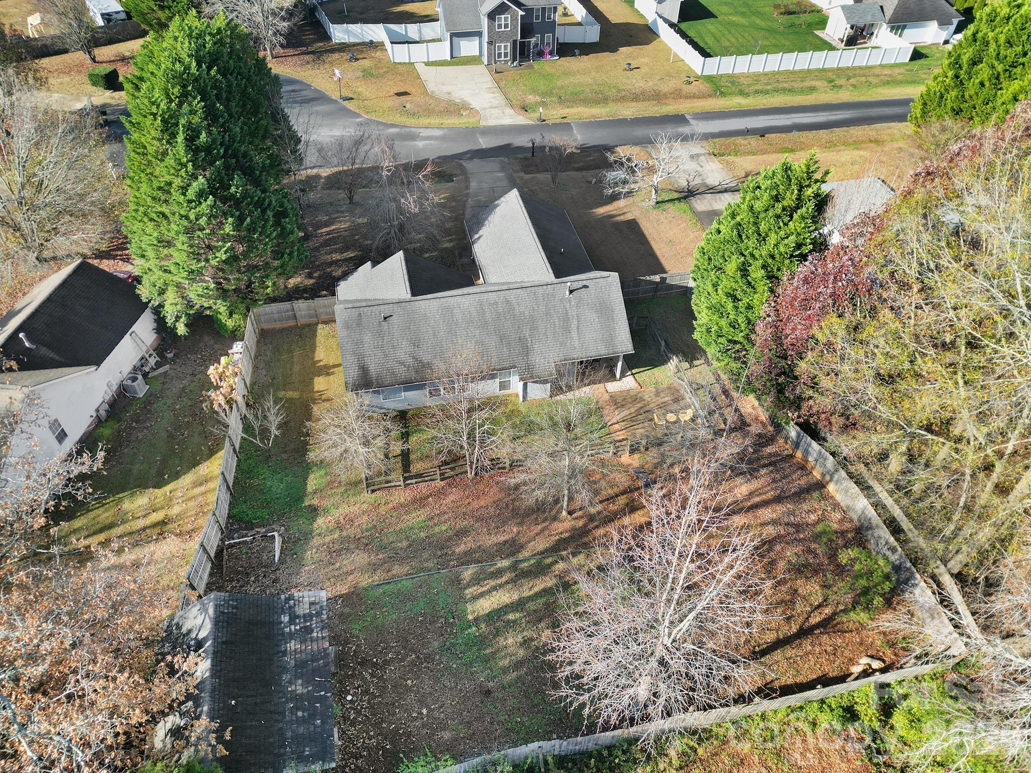 Single Family Residence at 713 Pesca Lane, Matthews, photo 40 of 41