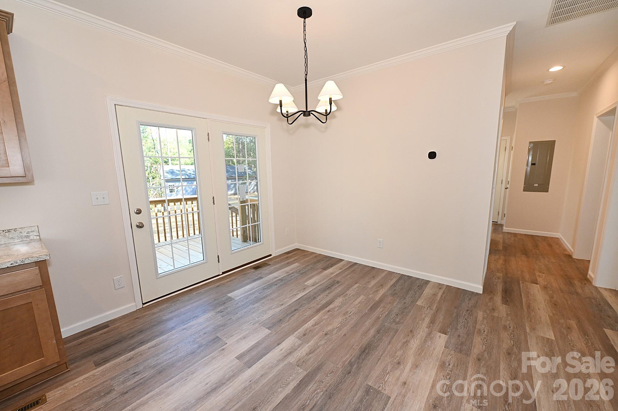 Single Family Residence at 2026 Windigo Street, Newton, photo 12 of 41