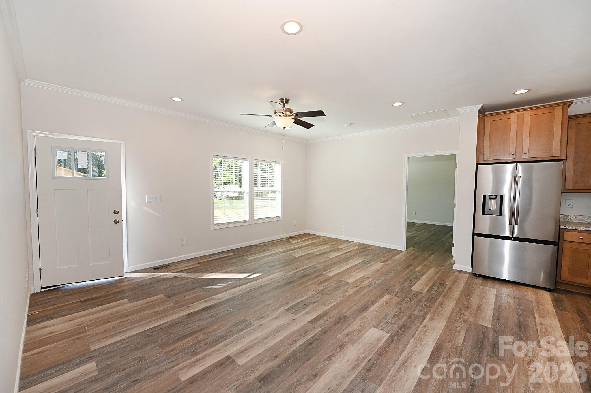Single Family Residence at 2026 Windigo Street, Newton, photo 15 of 41