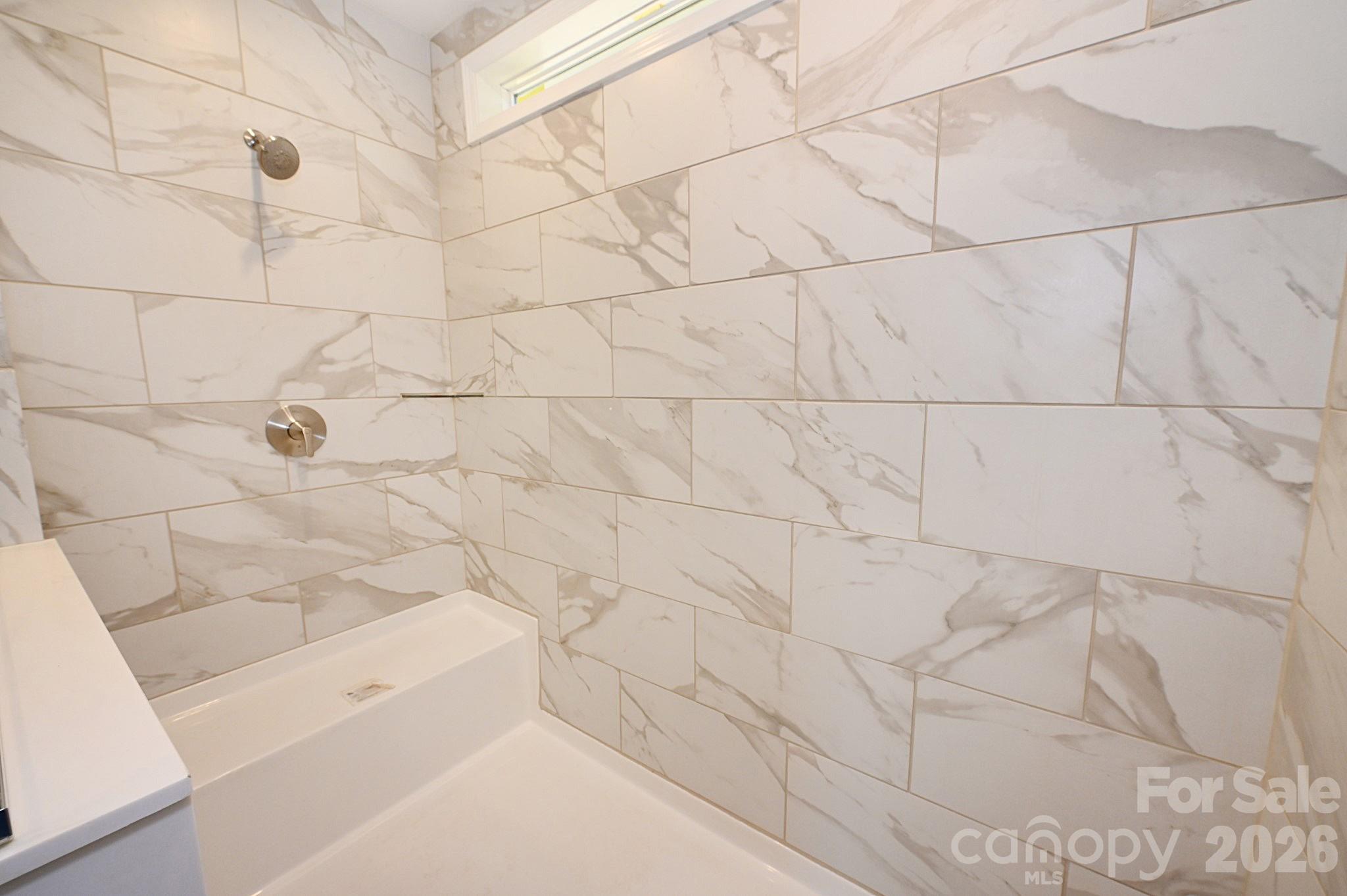 Single Family Residence at 2026 Windigo Street, Newton, photo 23 of 41