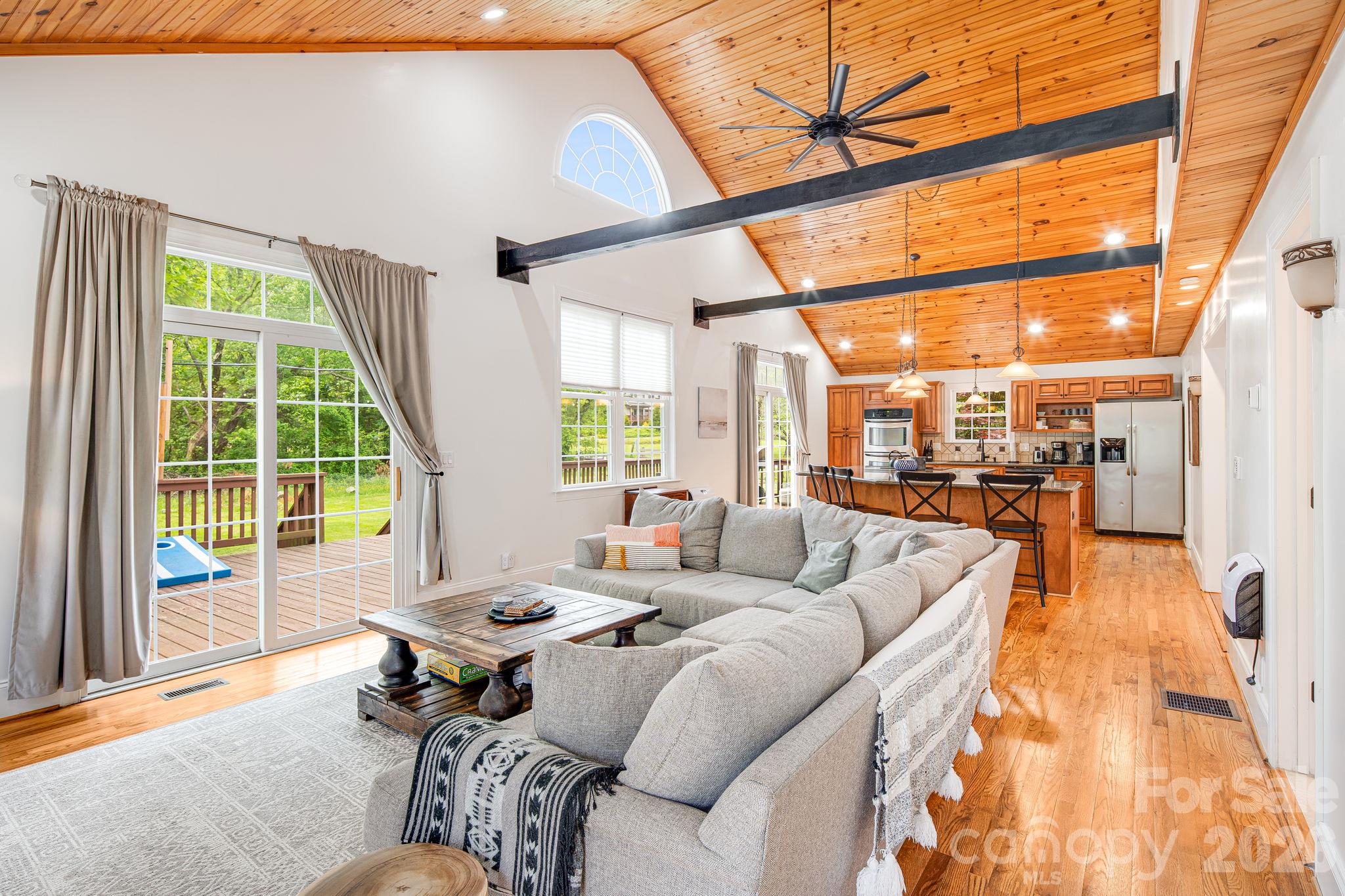 Single Family Residence at 101 McFalls Road, Asheville, photo 10 of 39