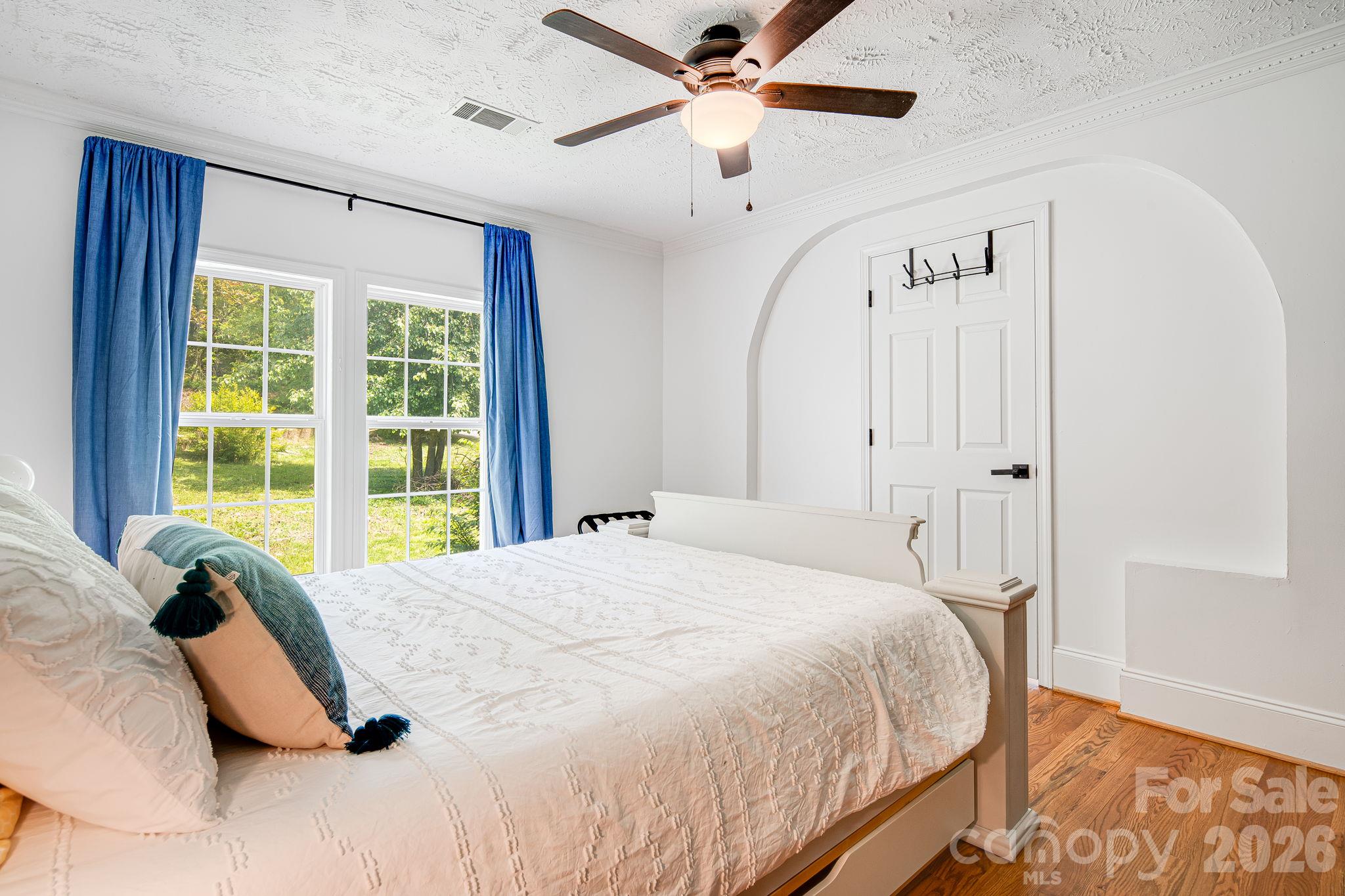 Single Family Residence at 101 McFalls Road, Asheville, photo 20 of 39