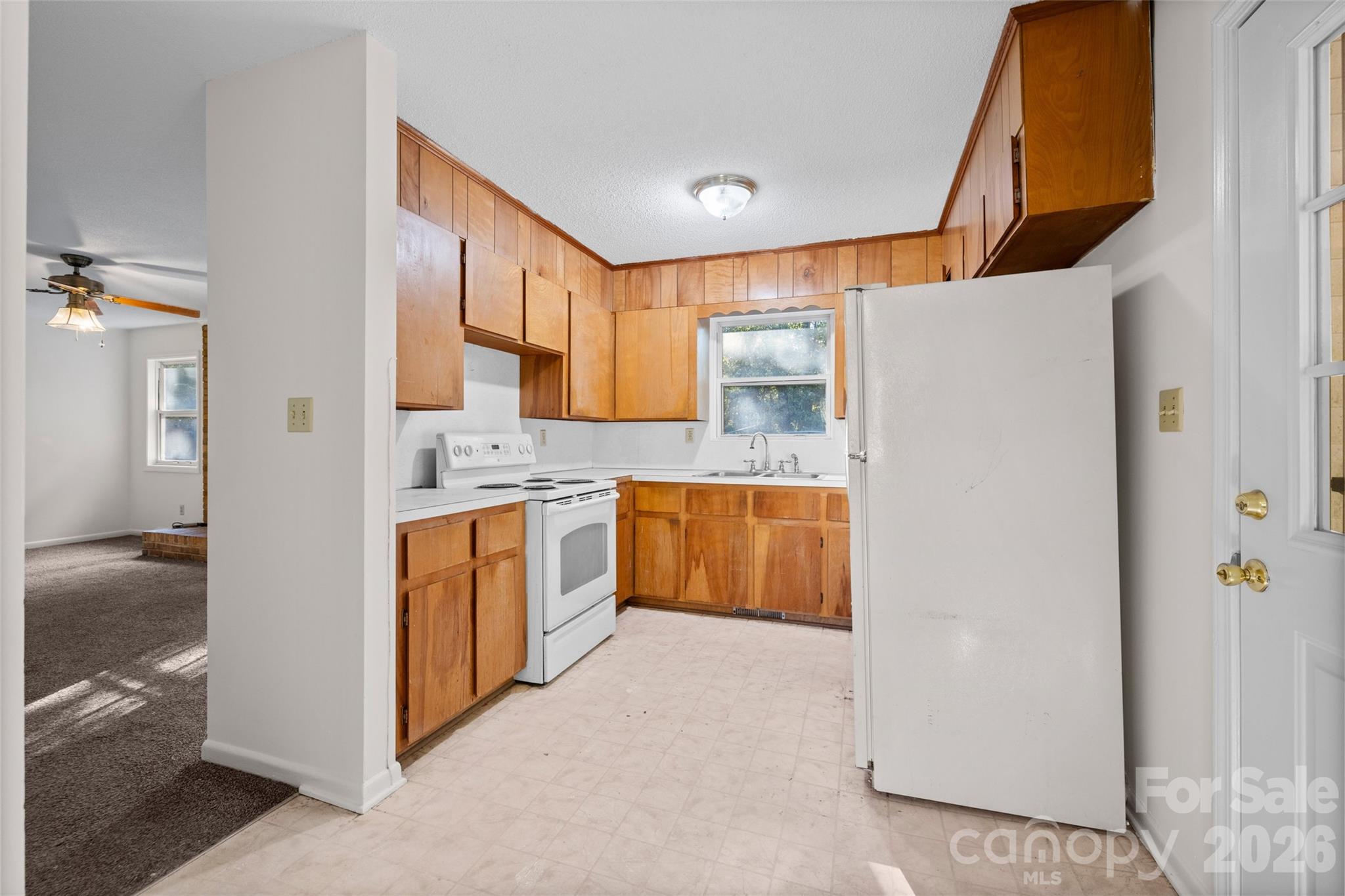 Single Family Residence at 1766 Sturgis Road, Rock Hill, photo 12 of 40
