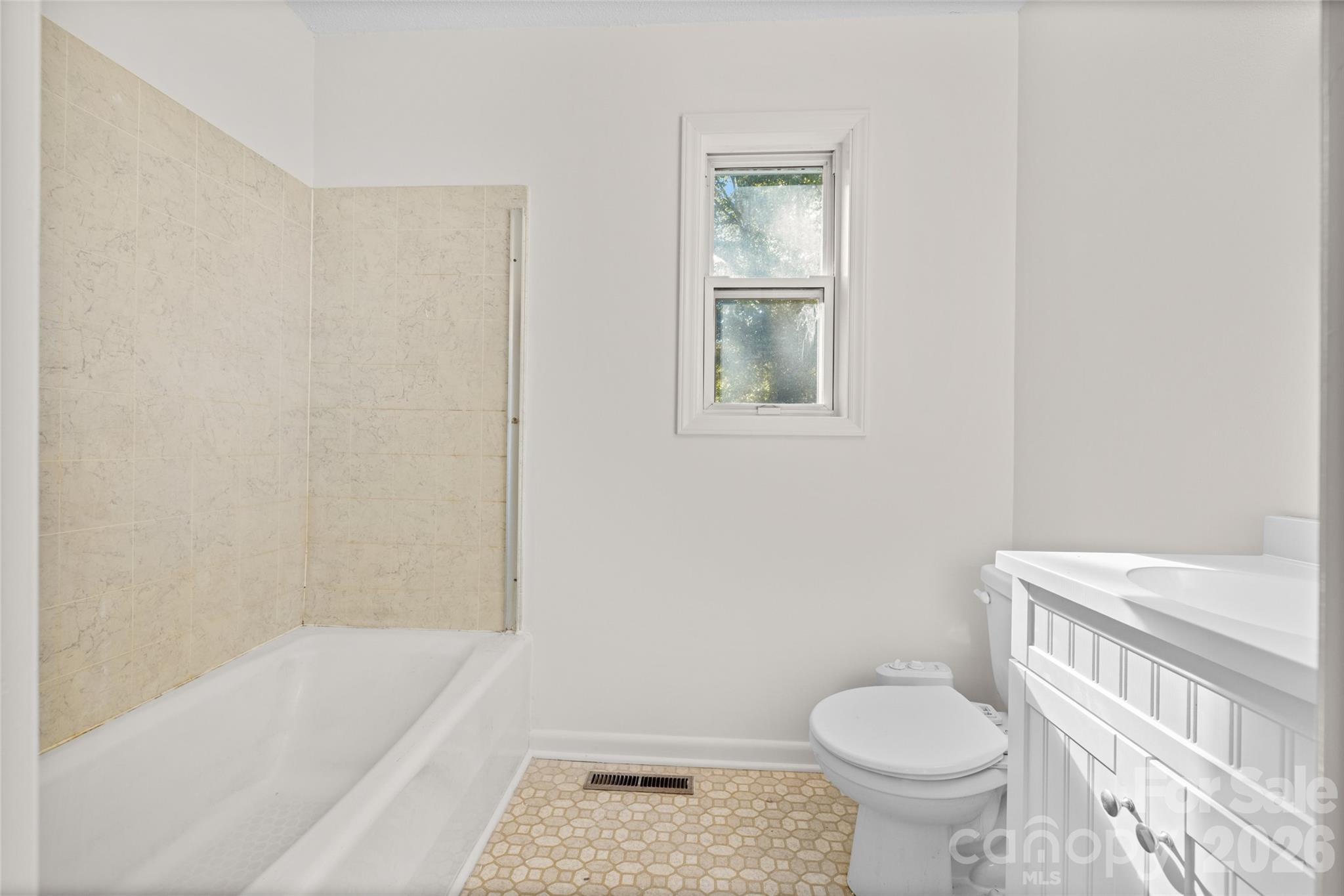 Single Family Residence at 1766 Sturgis Road, Rock Hill, photo 21 of 40