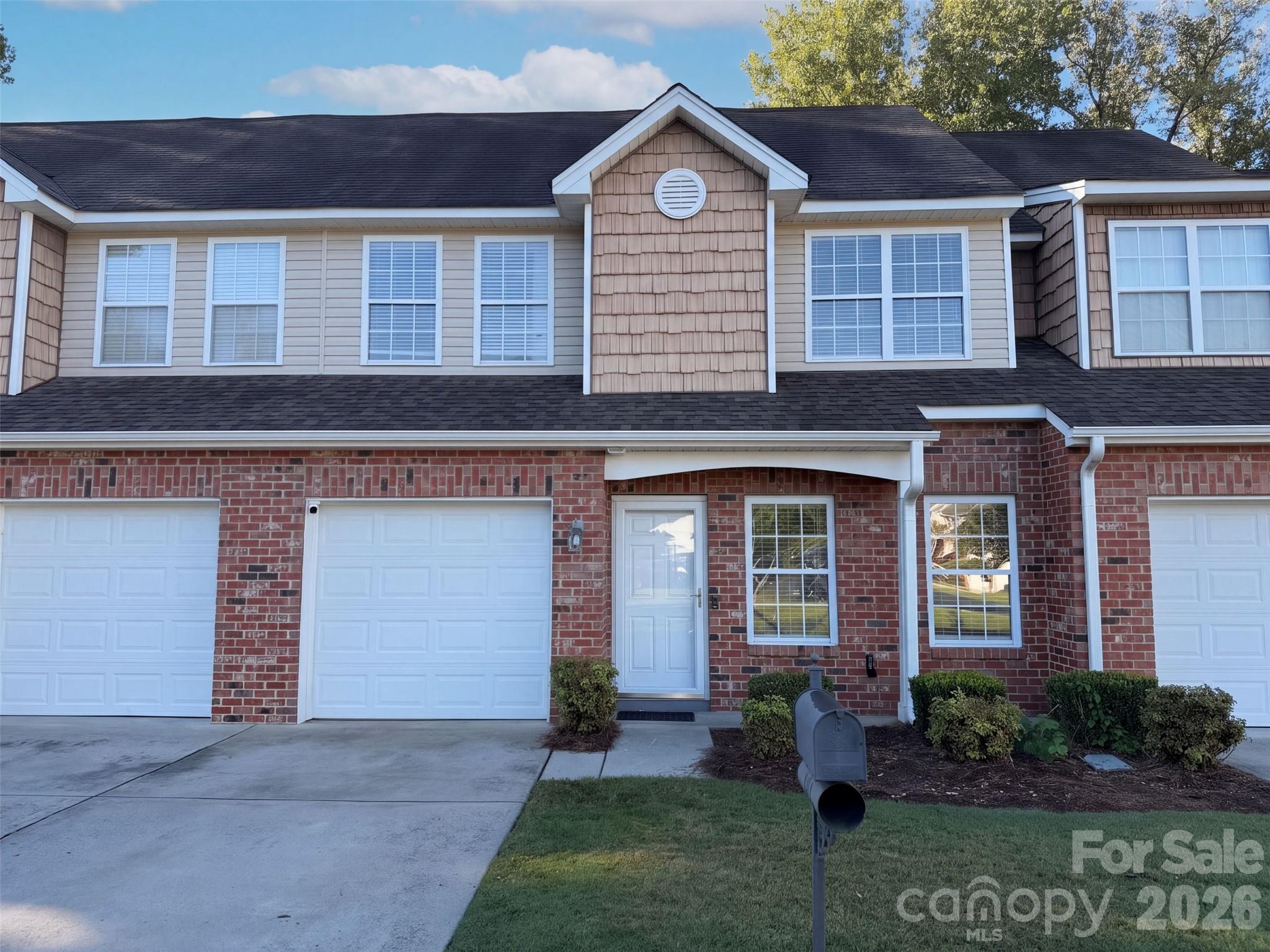 361 Valley Brook Lane SE