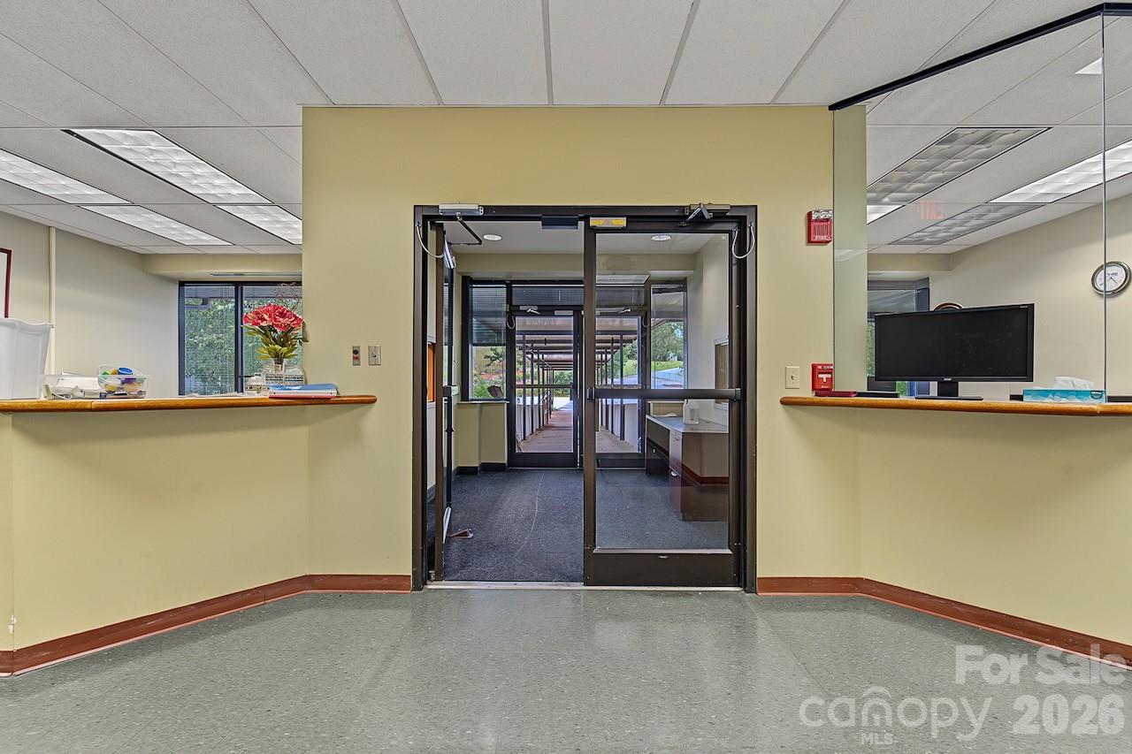 Office at 301 NP And L Loop, Franklin, photo 10 of 48