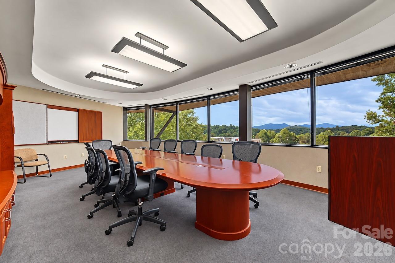 Office at 301 NP And L Loop, Franklin, photo 14 of 48
