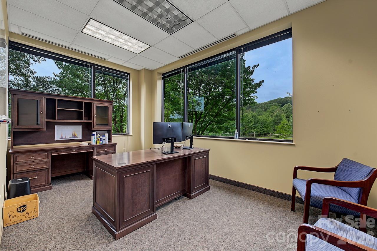 Office at 301 NP And L Loop, Franklin, photo 27 of 48