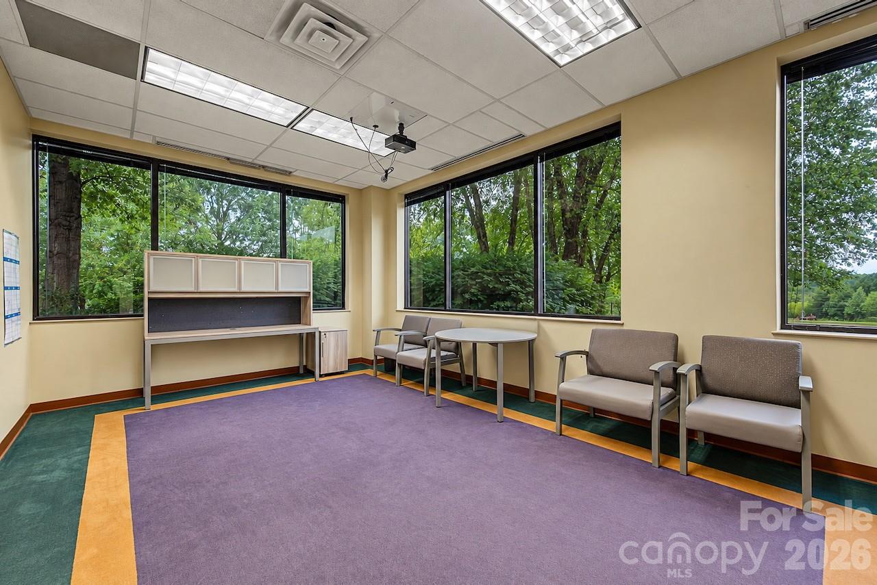 Office at 301 NP And L Loop, Franklin, photo 30 of 48