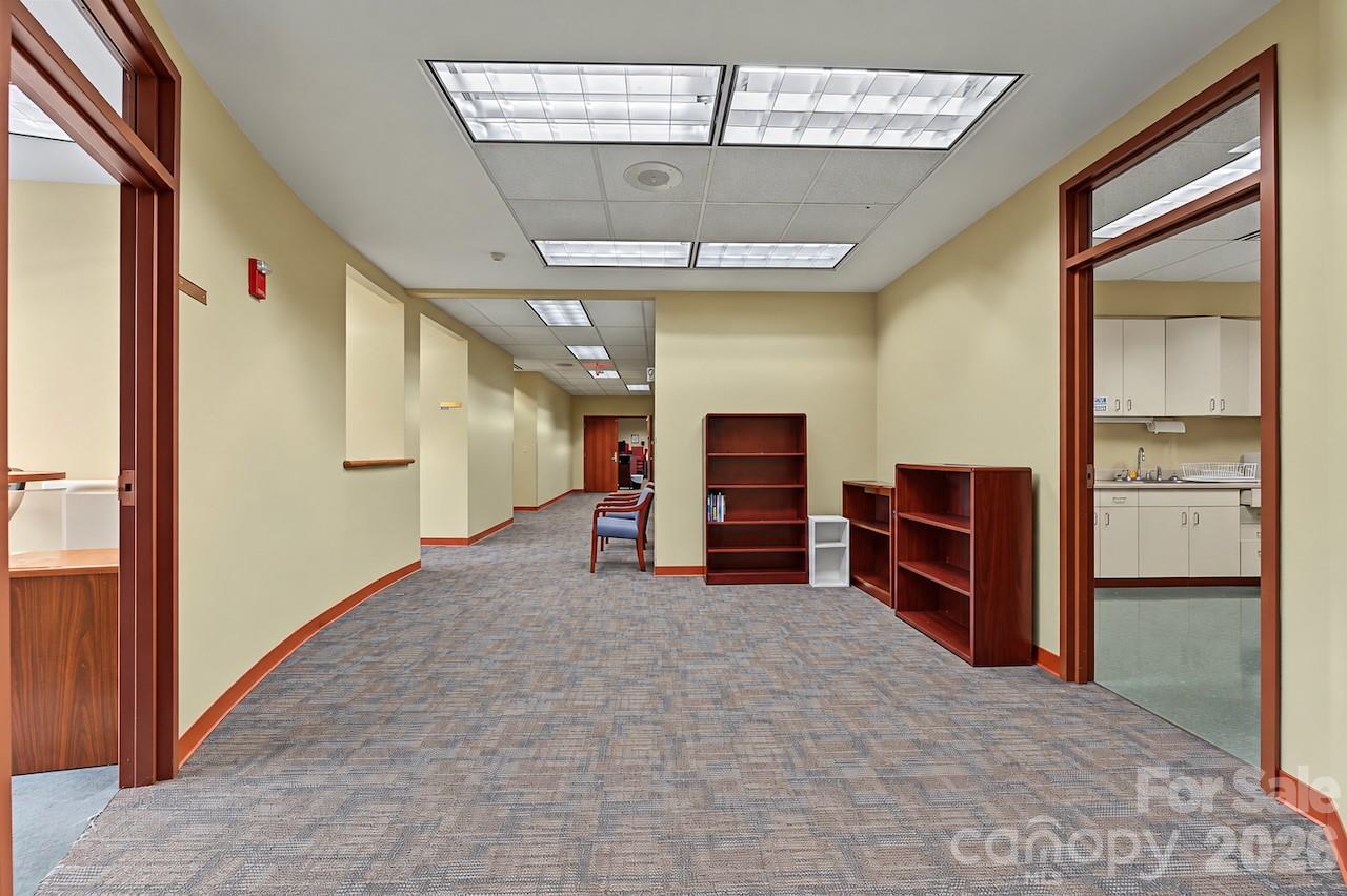 Office at 301 NP And L Loop, Franklin, photo 35 of 48