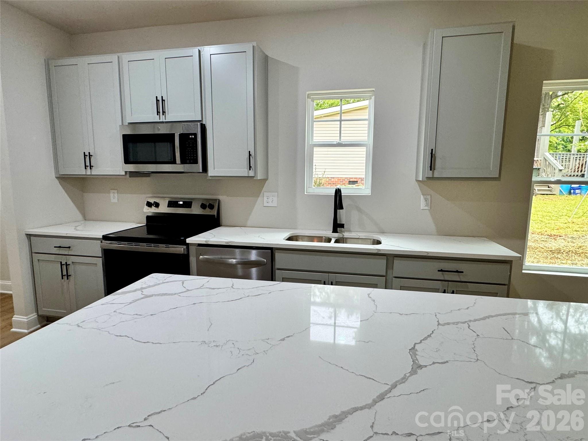 Kitchen - 271 Melrose Drive SW, Concord