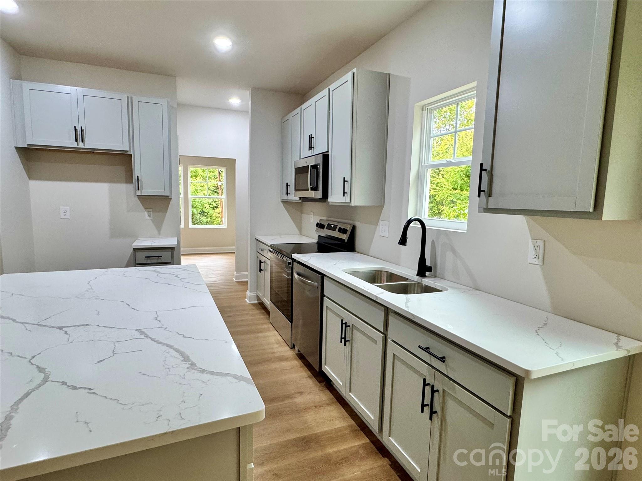 Kitchen - 271 Melrose Drive SW, Concord