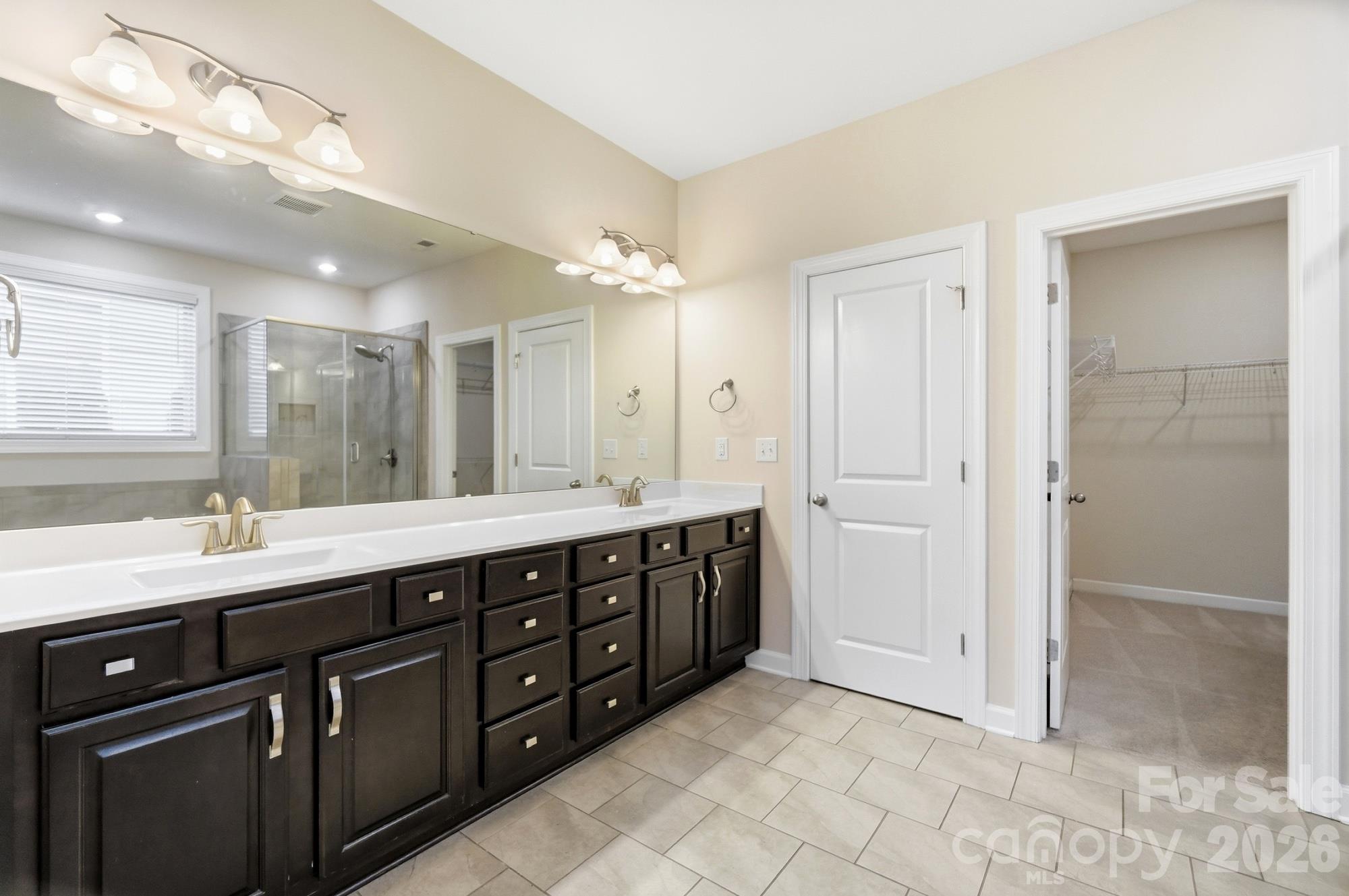 Single Family Residence at 6051 Drave Lane, Fort Mill, photo 24 of 47
