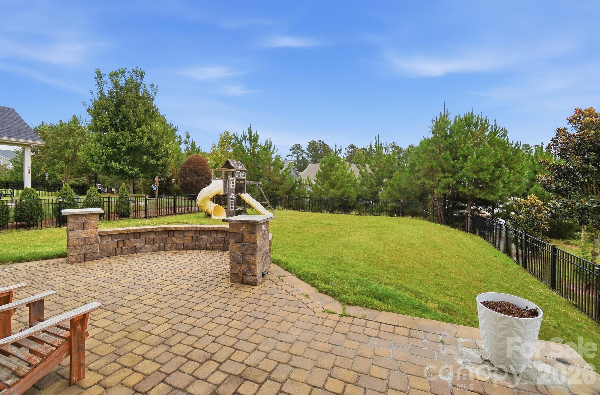 Single Family Residence at 6051 Drave Lane, Fort Mill, photo 41 of 47