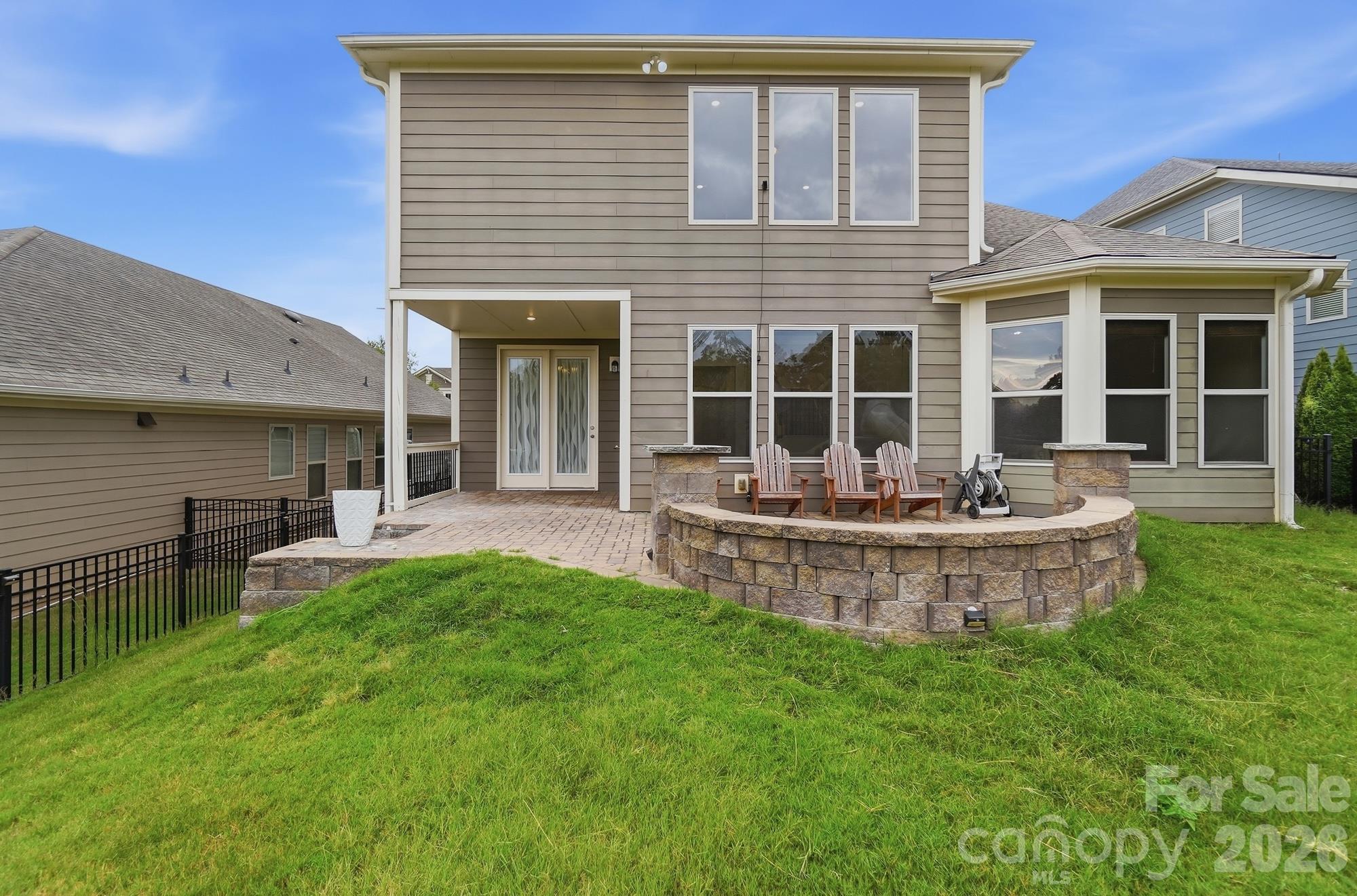 Single Family Residence at 6051 Drave Lane, Fort Mill, photo 44 of 47
